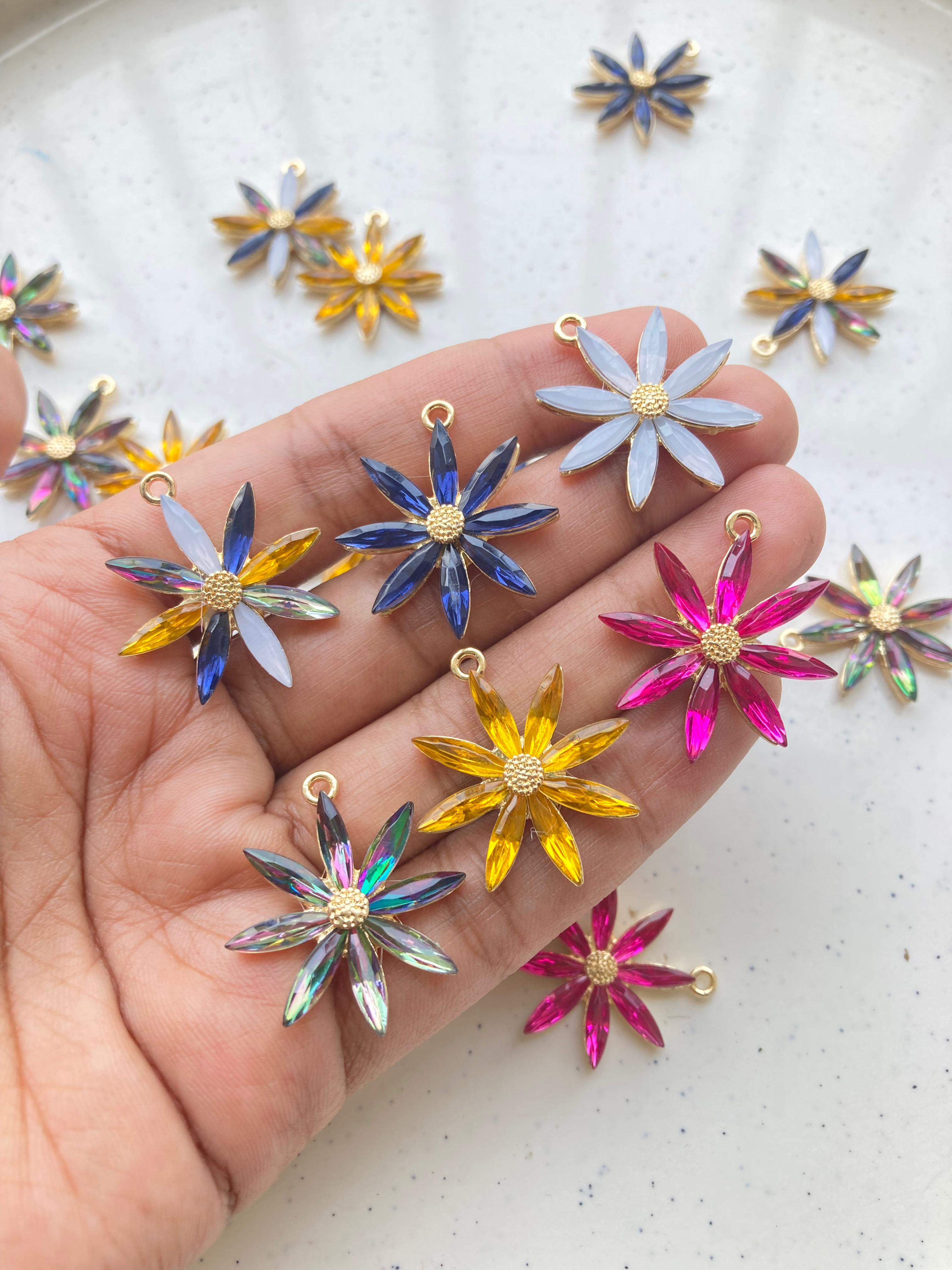 Rhinestone flower alloy charm