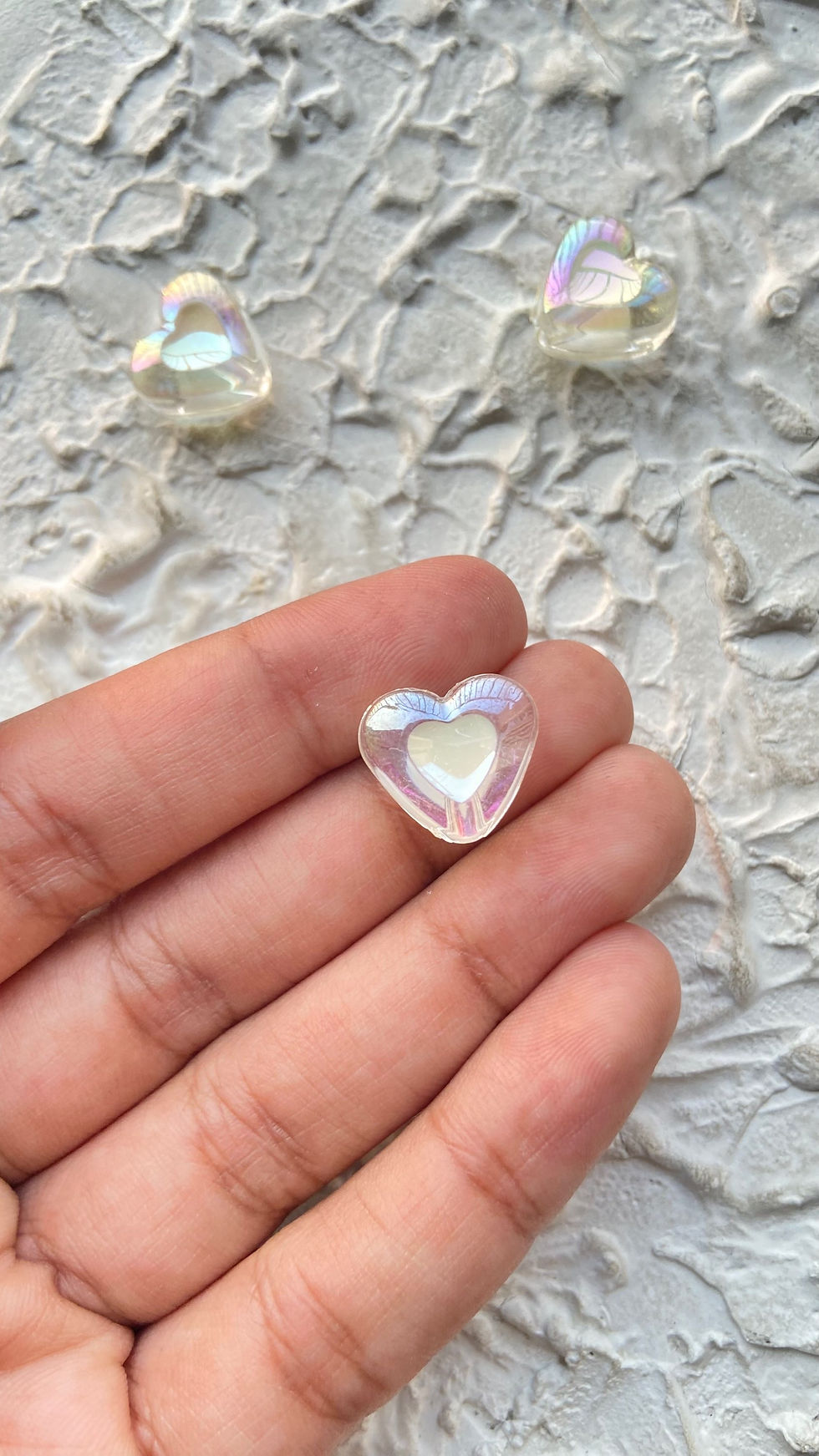 Thumbnail: Holographic colourful heart acrylic bead