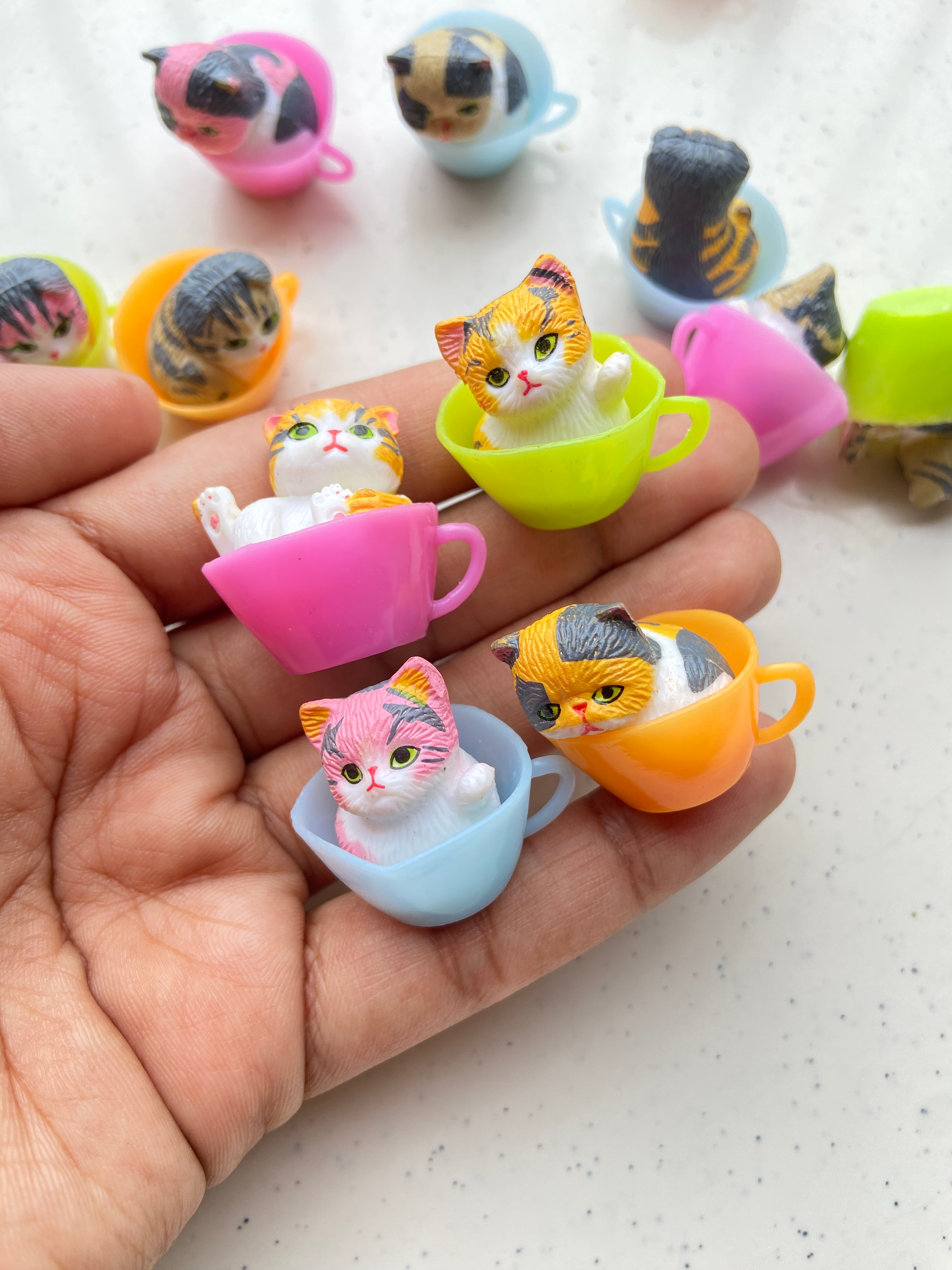 Resin kitty cup charm