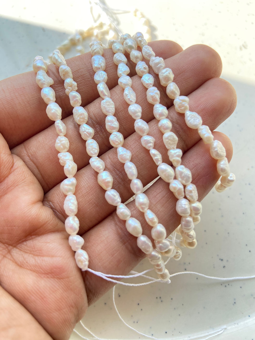 Thumbnail: Freshwater pearl (4-6*3.5-5.5mm) string