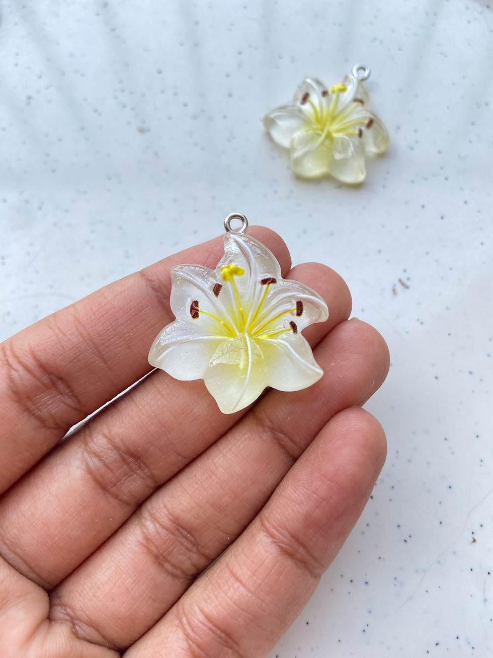 Thumbnail: Peach blossom resin flower charm (1pc)