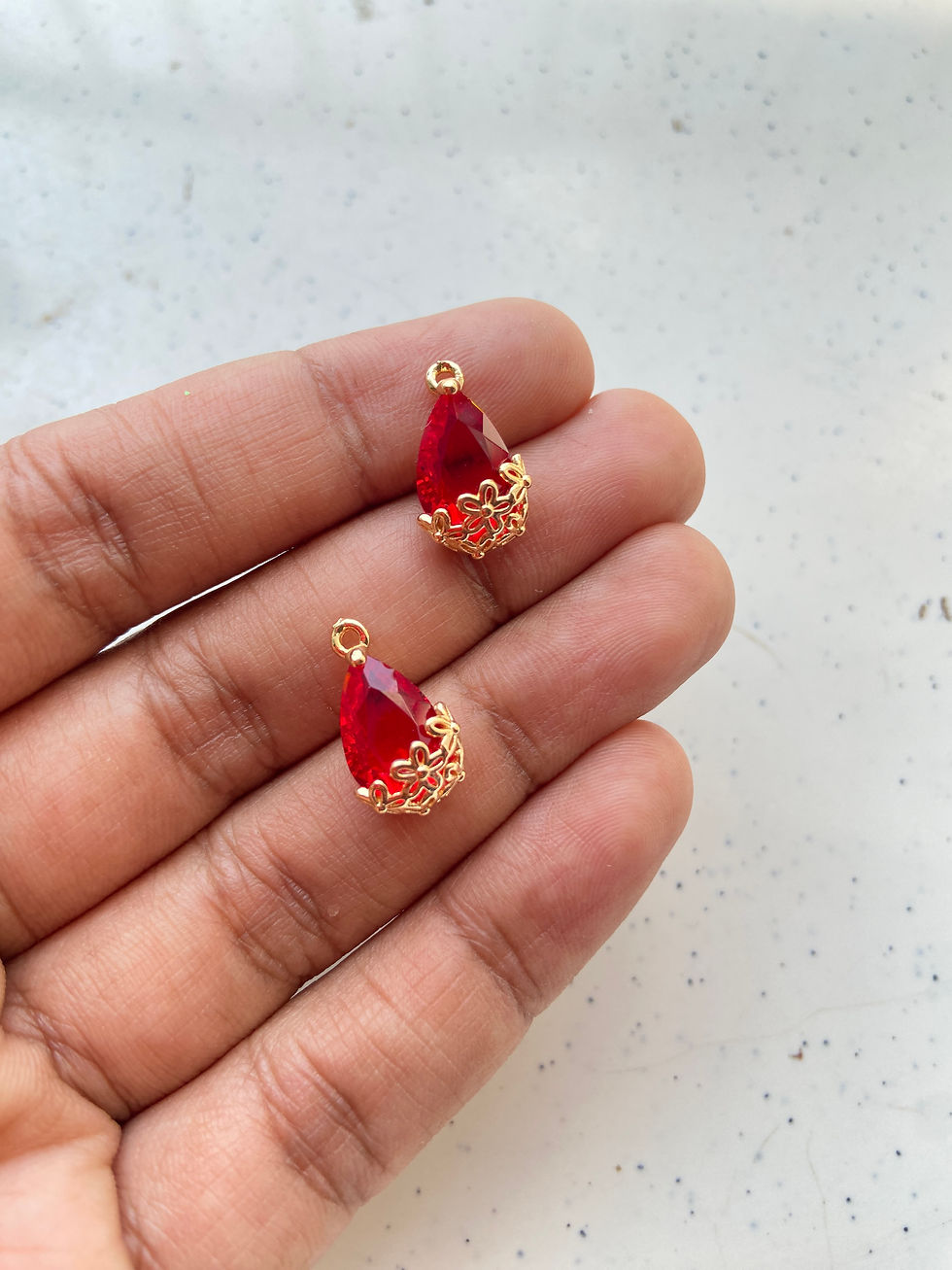 Thumbnail: Flower design teardrop