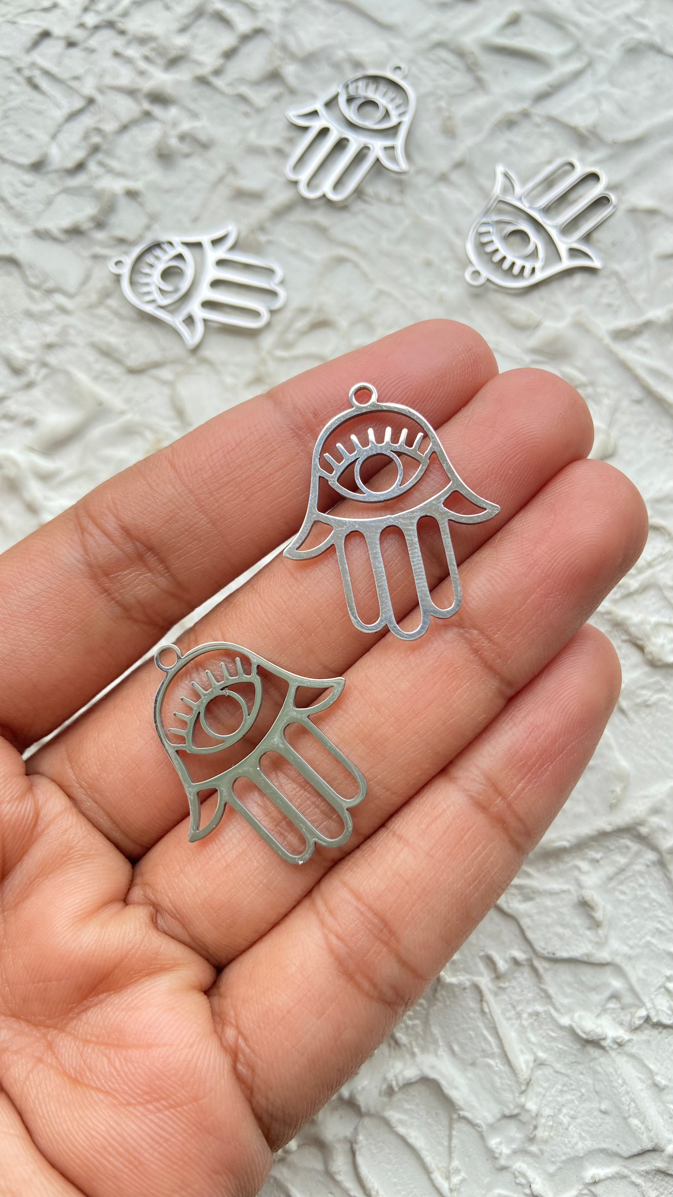 Stainless steel hamsa hand charm