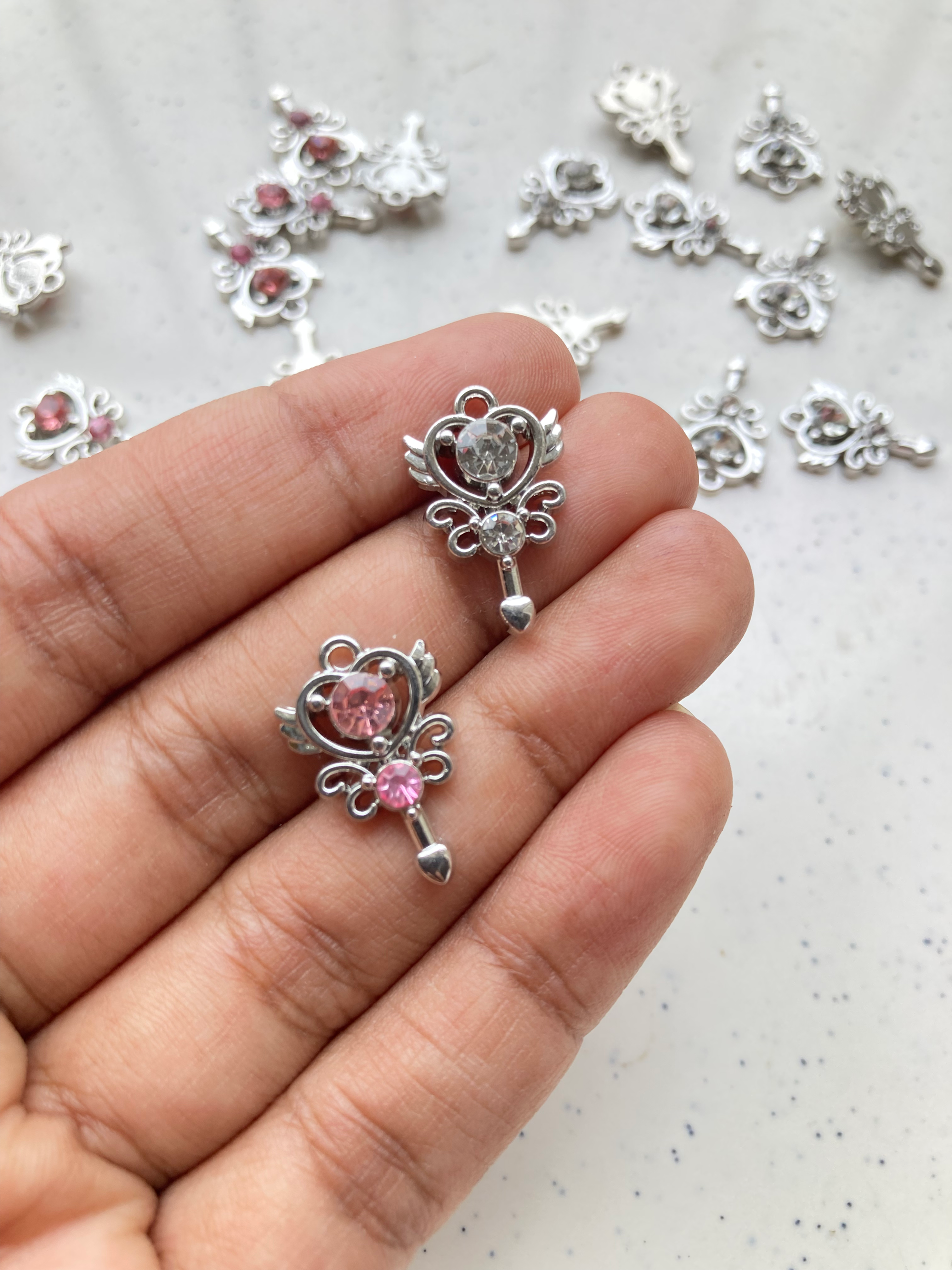 Magic wand rhinestone alloy charm(1pc)