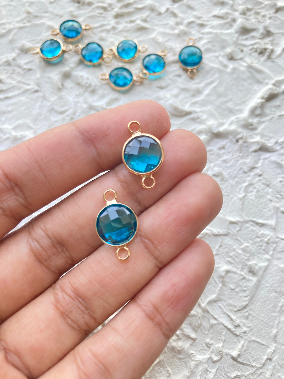 Thumbnail: 17.5*10.5*4.5mm, faceted glass small round charm