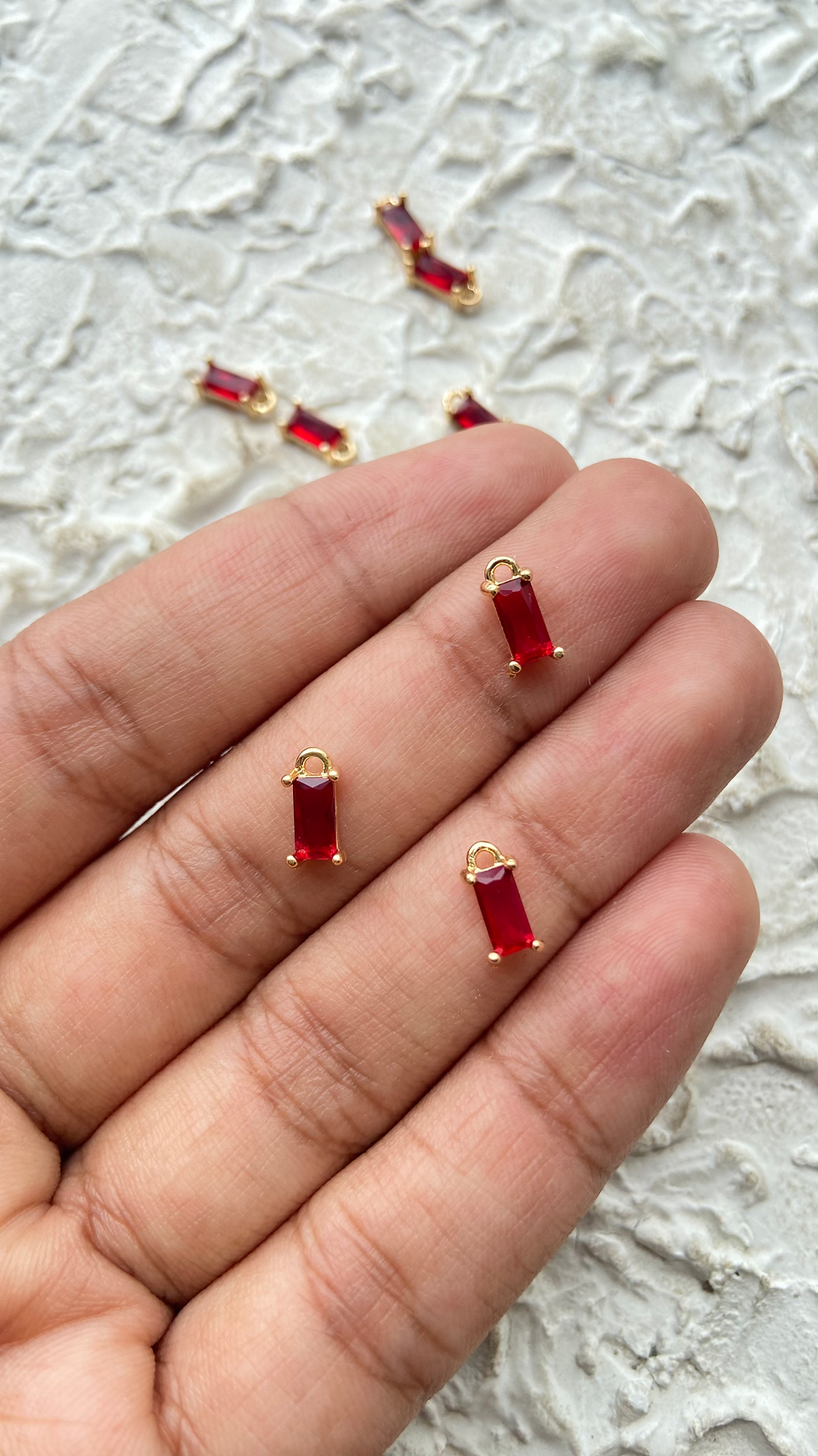 Thumbnail: Zircon rectangle golden mini charm