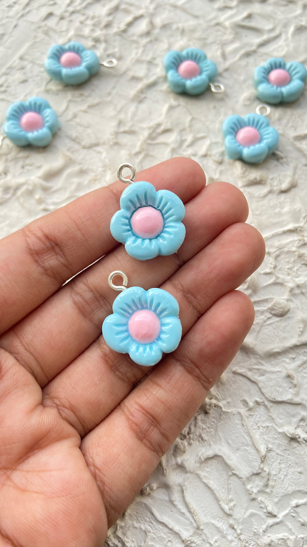 Thumbnail: Resin mixed colour flower charm