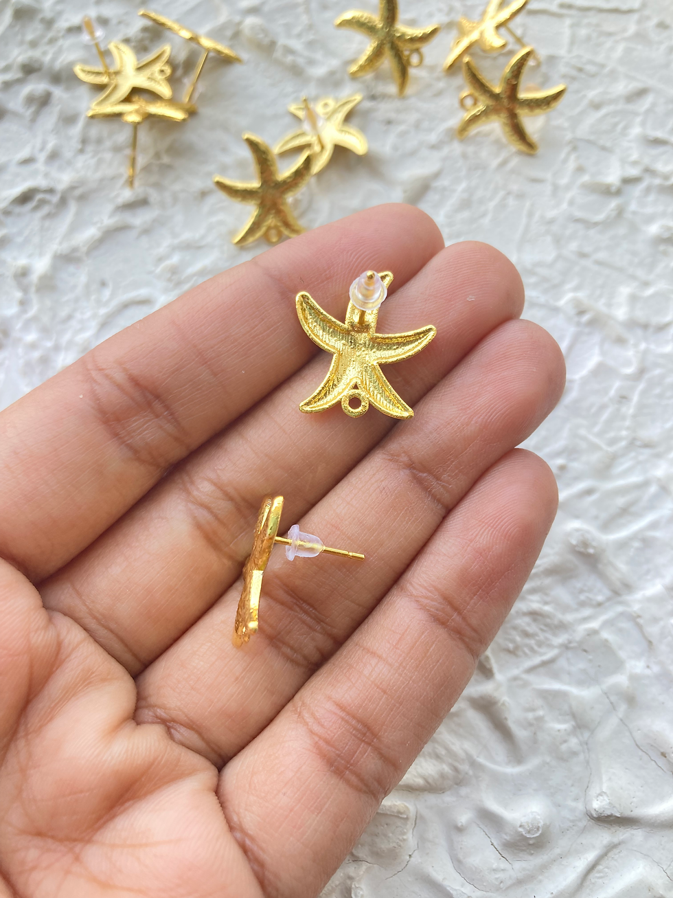 Thumbnail: Starfish face/shape studs