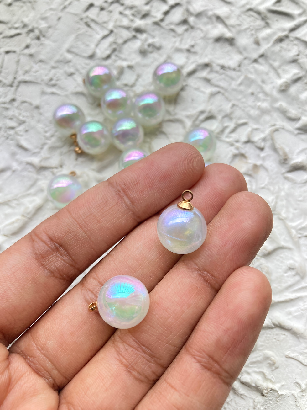 Thumbnail: Hanging pearl acrylic round charm