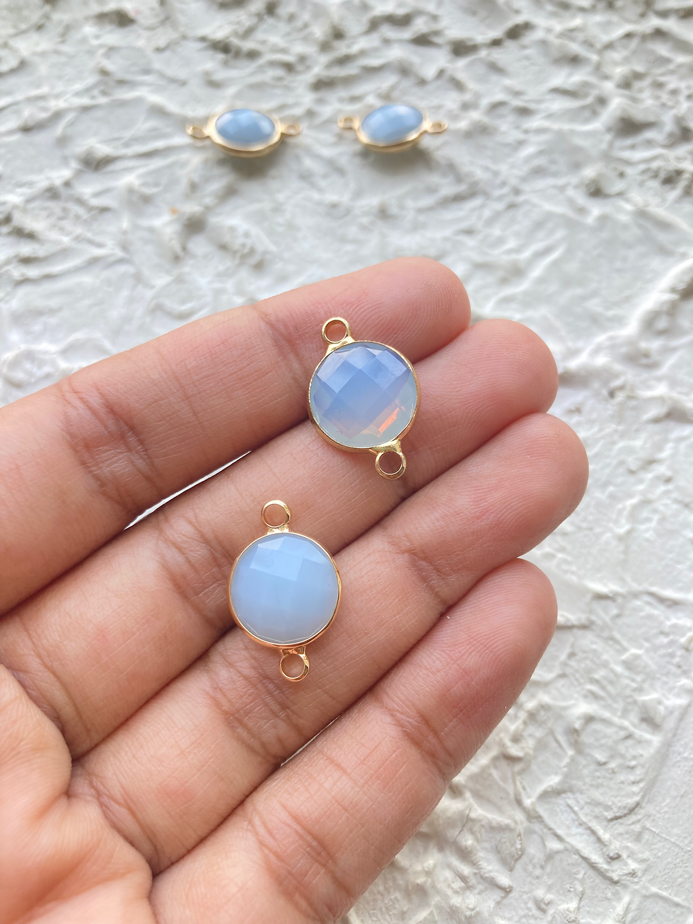 Thumbnail: Faceted glass round charm