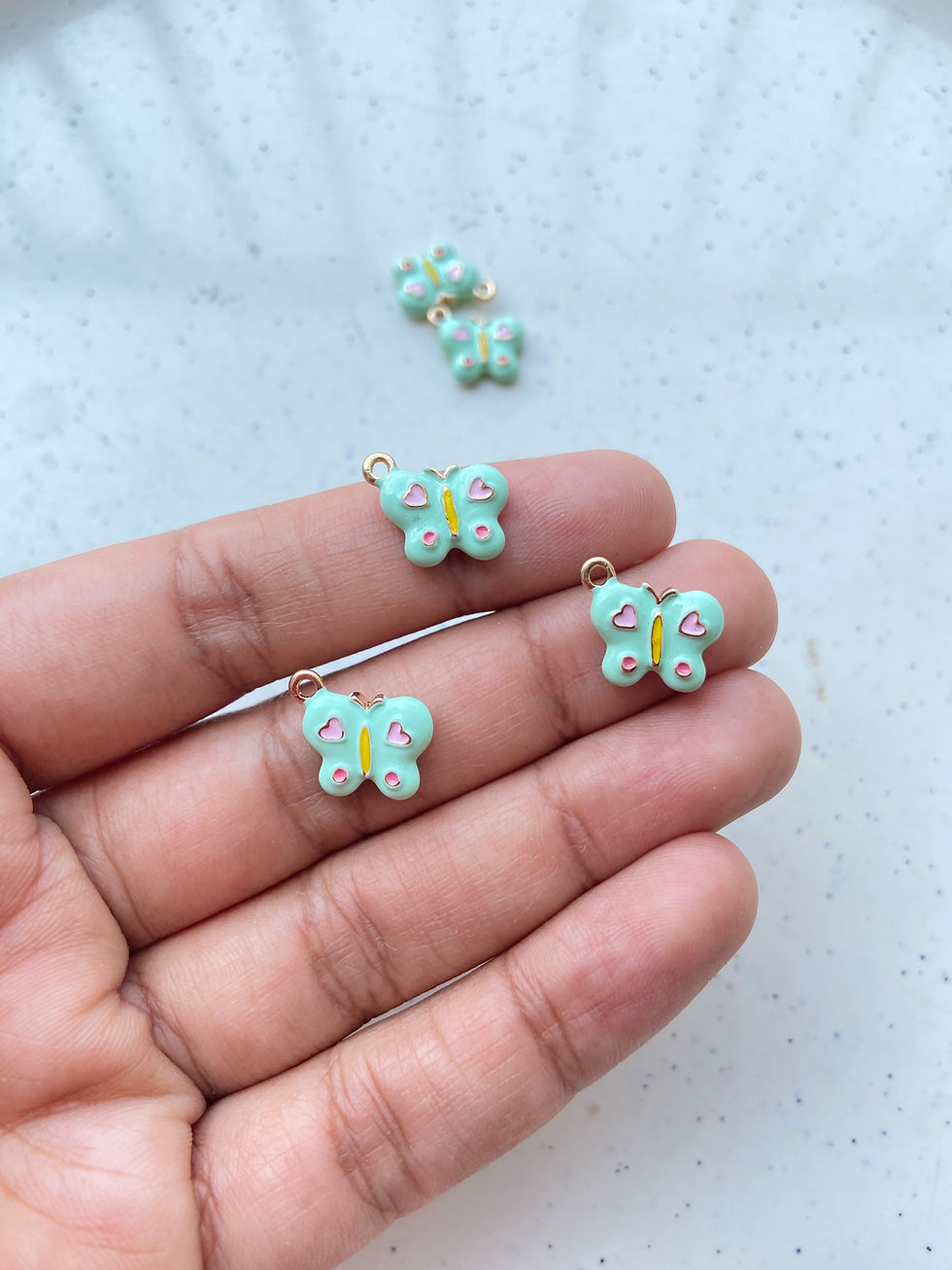 Thumbnail: 3D Enamel butterfly alloy charm (1pc)