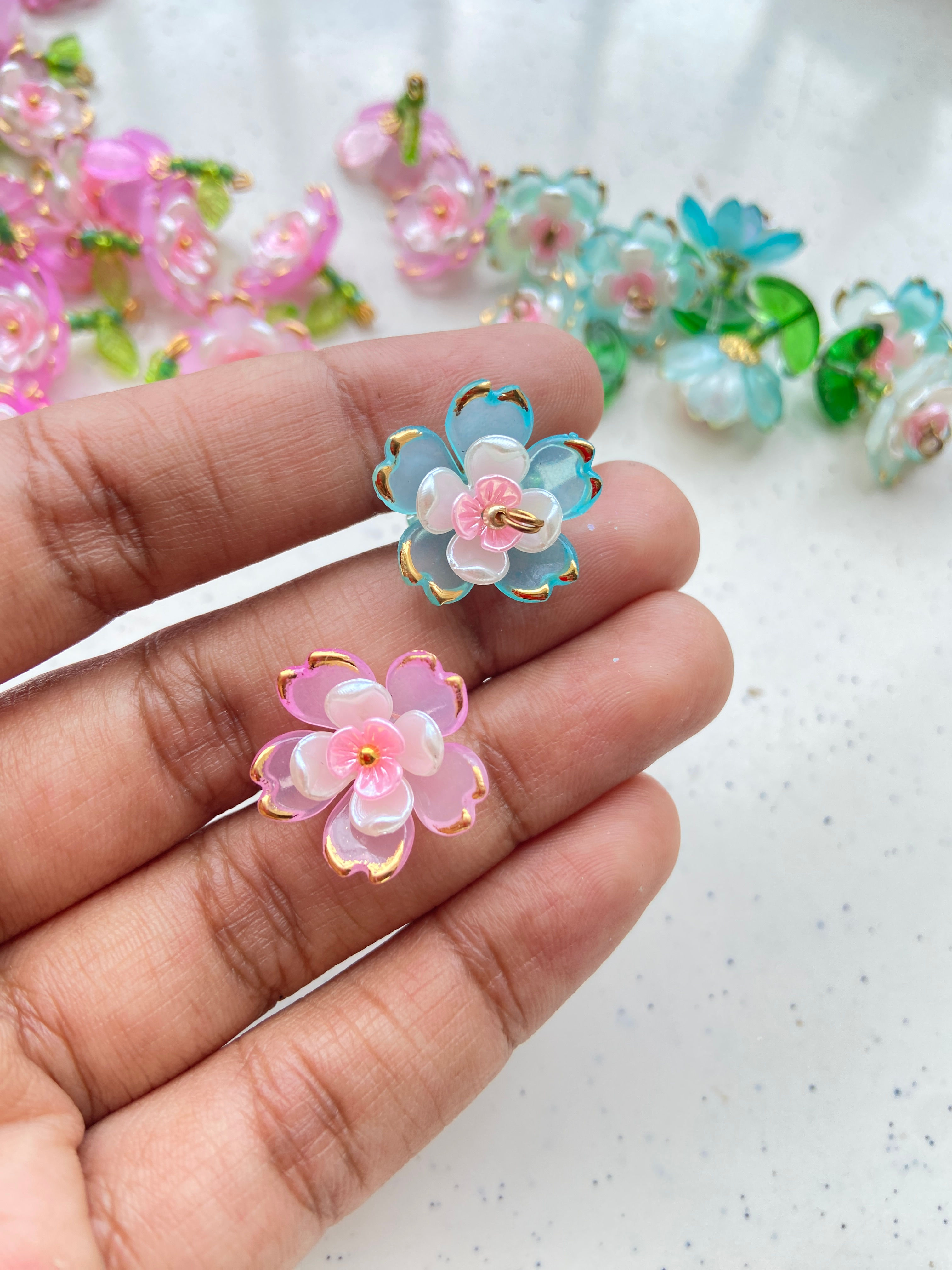 Acrylic readymade flower charm