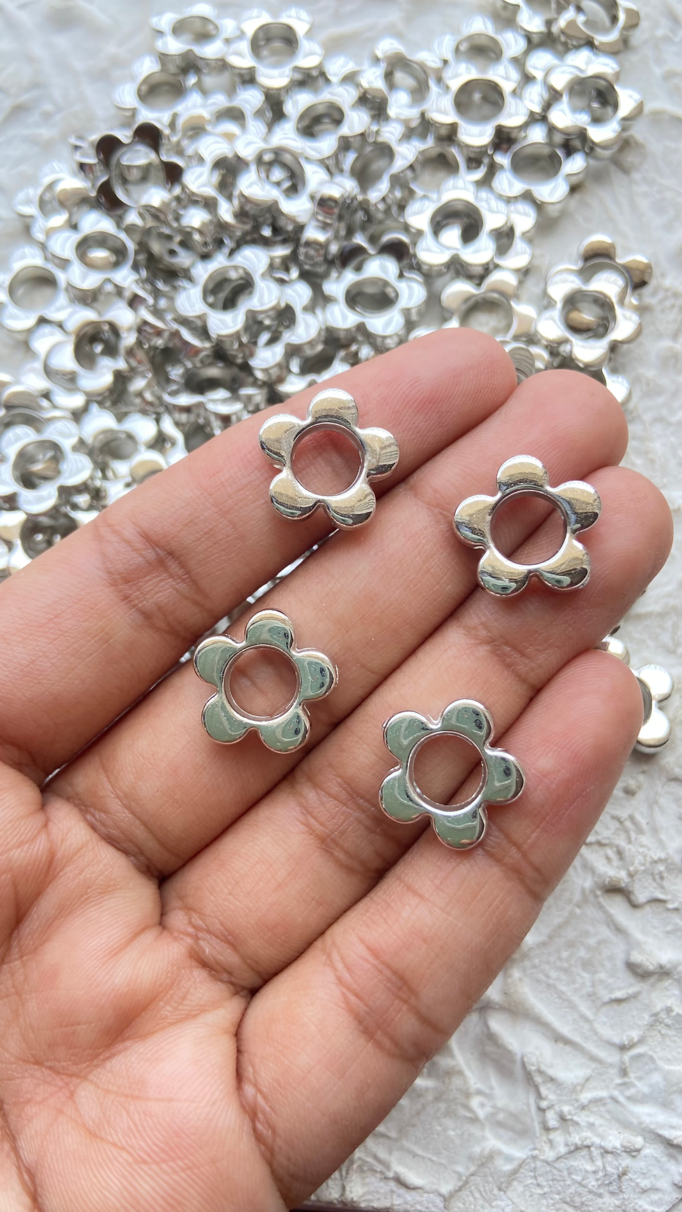 Thumbnail: Silver flower frame bead