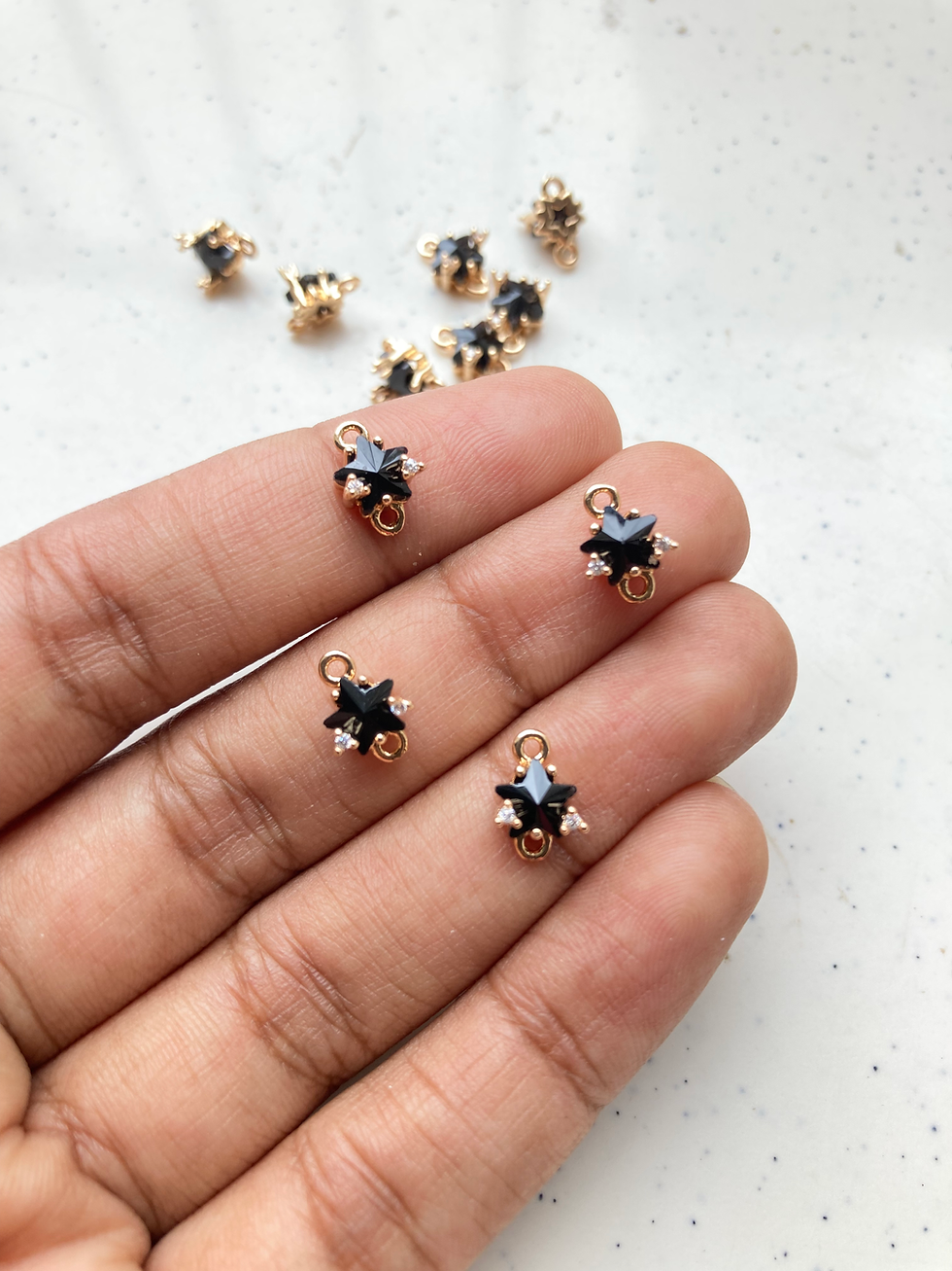 Thumbnail: Zircon star brass connector