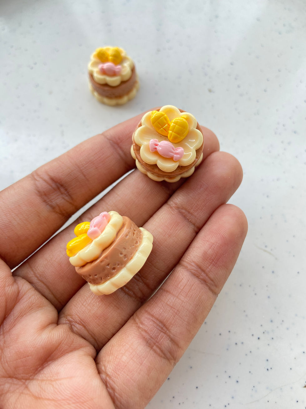 Thumbnail: Mix shape cake resin charm