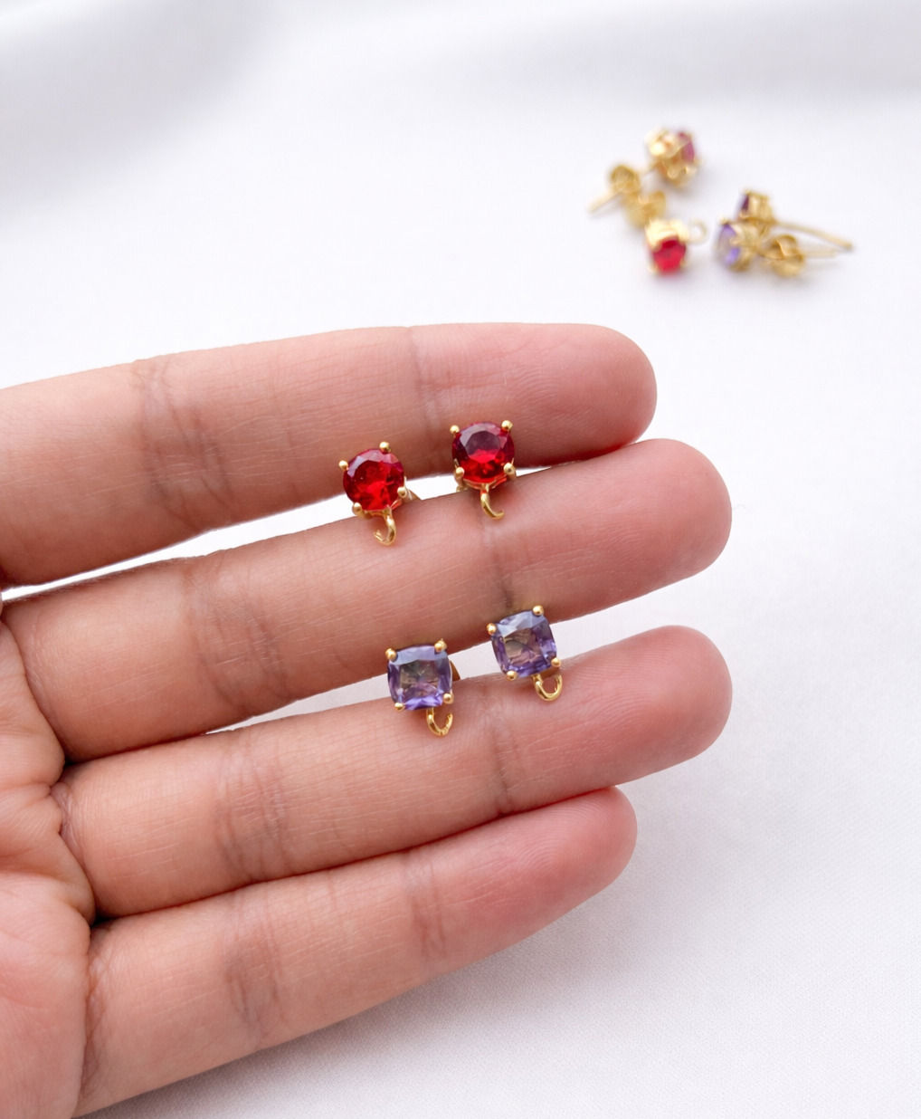 18k gold plated small square shape zircon stud with stopper (1pair)