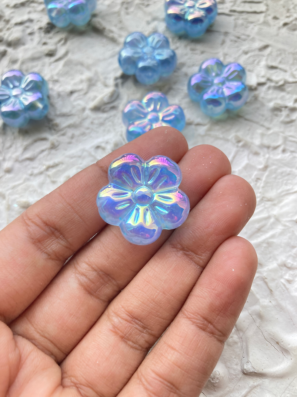 Thumbnail: Chunky glitter flower acrylic bead