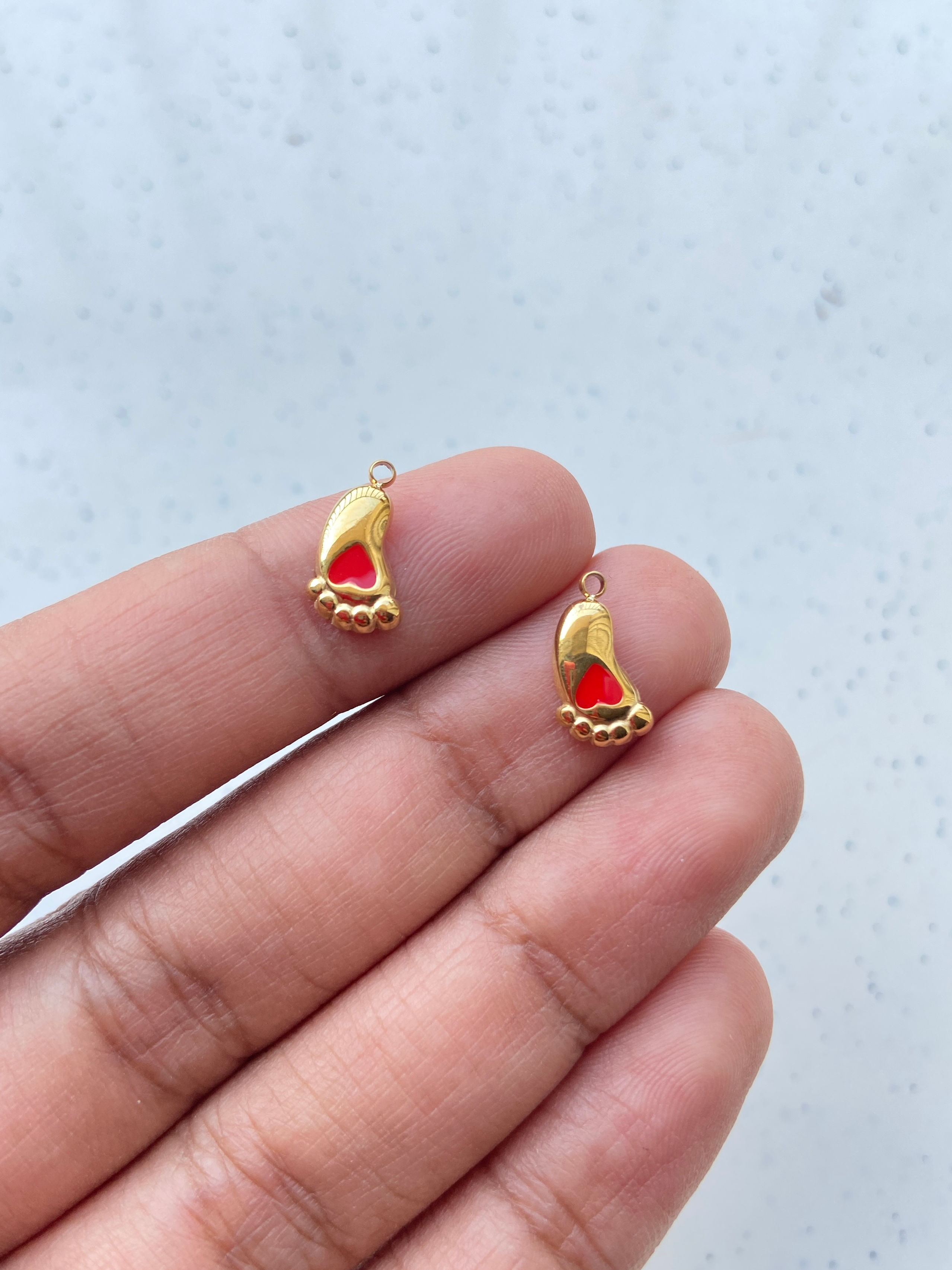 304 stainless steel, ion plating foot print charm, anti-tarnish