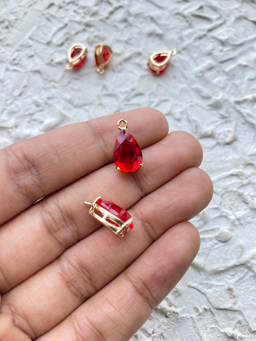 Thumbnail: 15*8*6mm, glass teardrop charm
