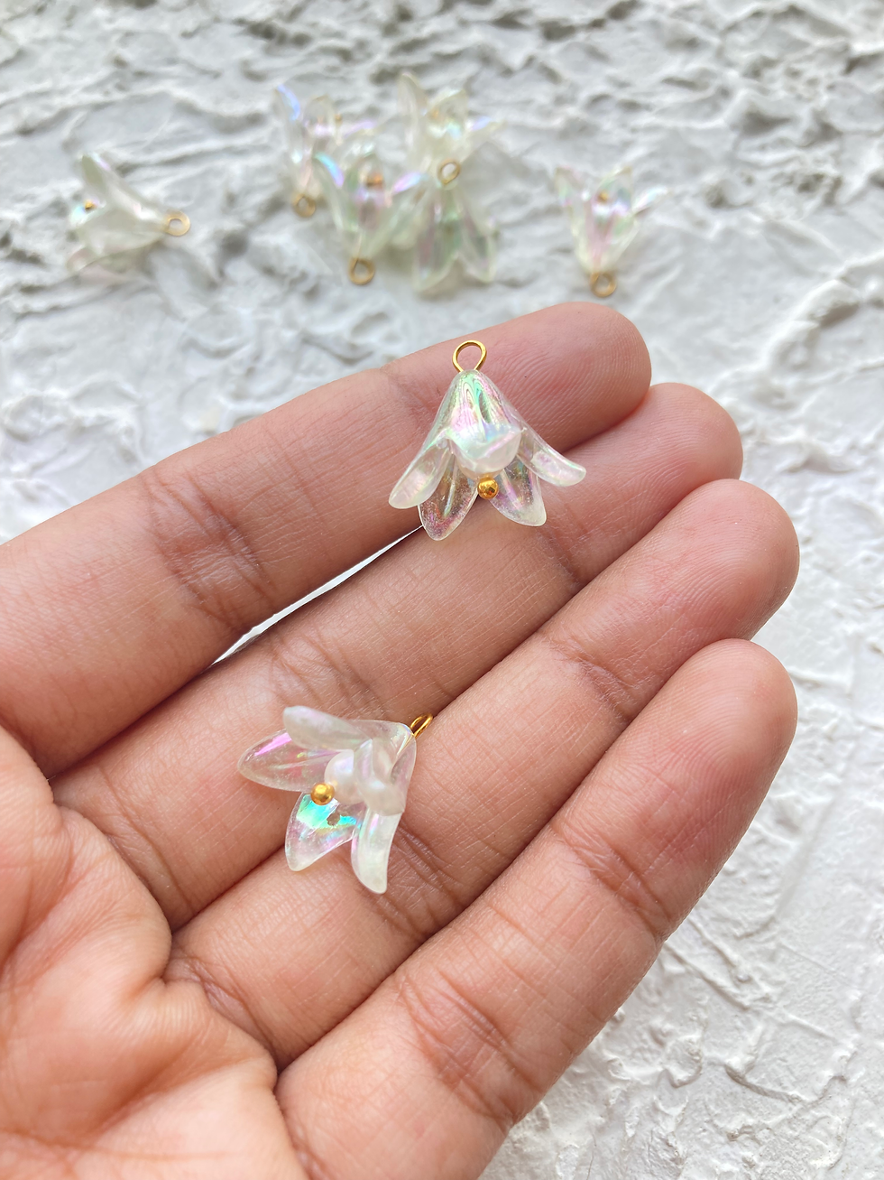 Thumbnail: Acrylic pearl shine flower charm