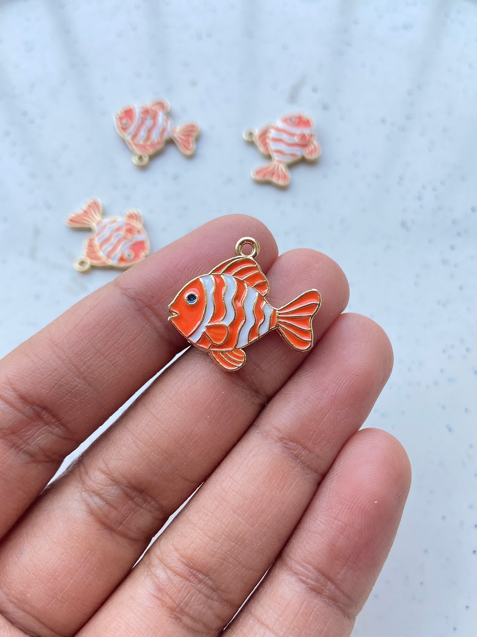 Thumbnail: 20*21.5mm, enamel alloy fish charm