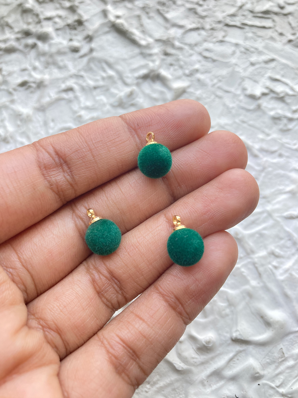 Thumbnail: Velvet texture round charm