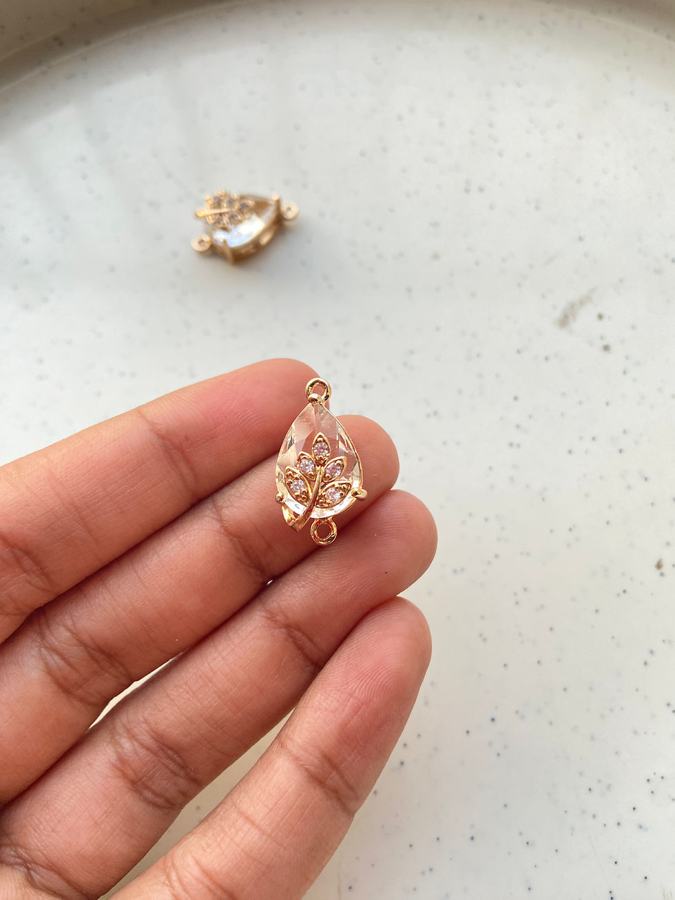Thumbnail: Zircon drop with leaf design connector
