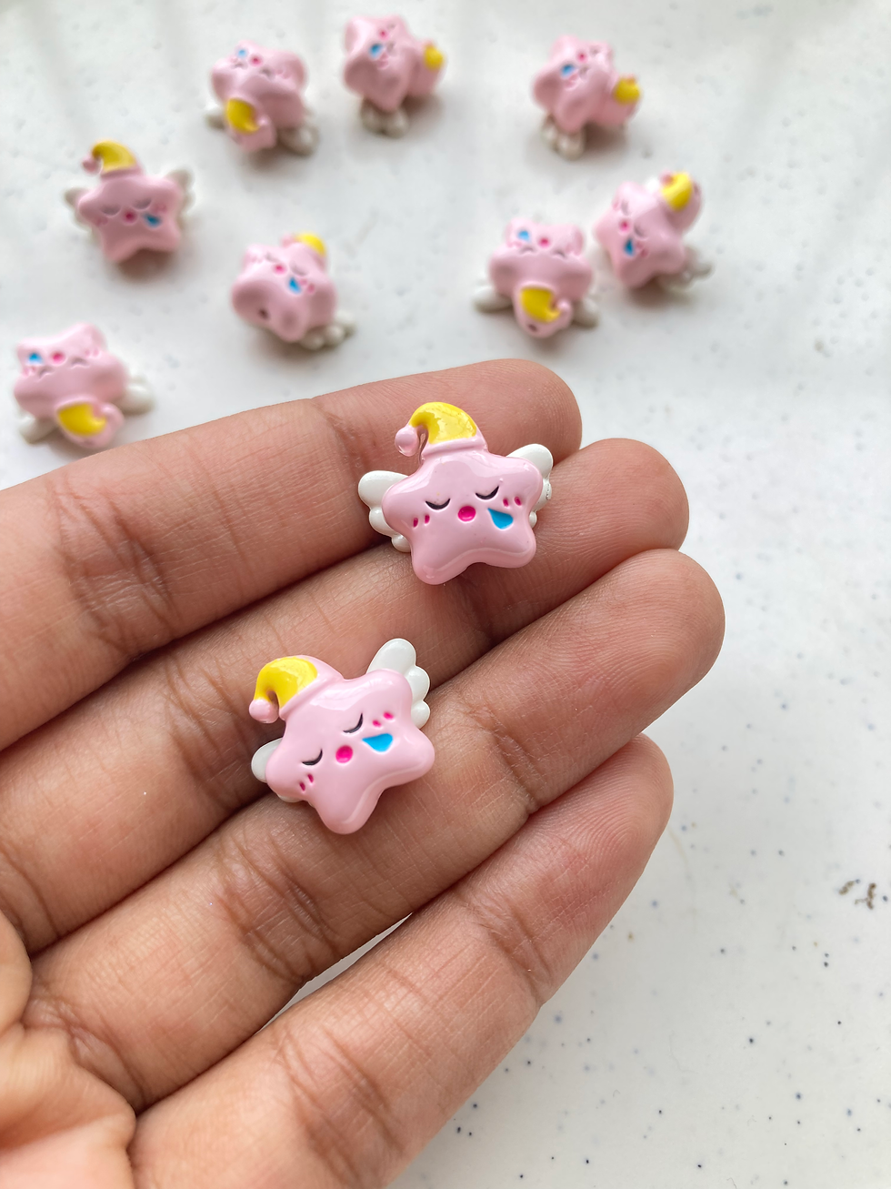 Thumbnail: Alloy star with wing bead, vertically drilled