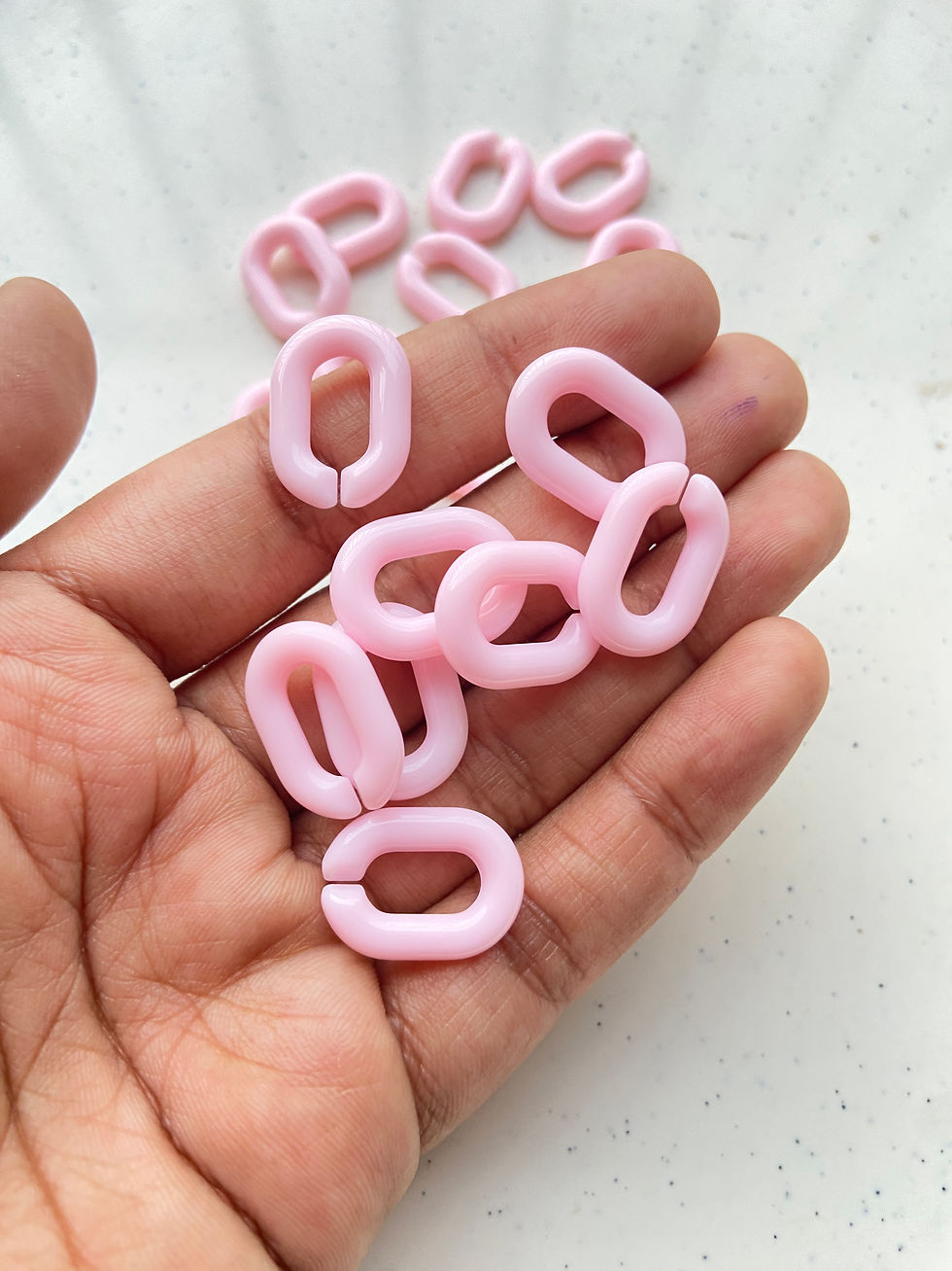 Thumbnail: Acrylic colourful link connector (Part-1)