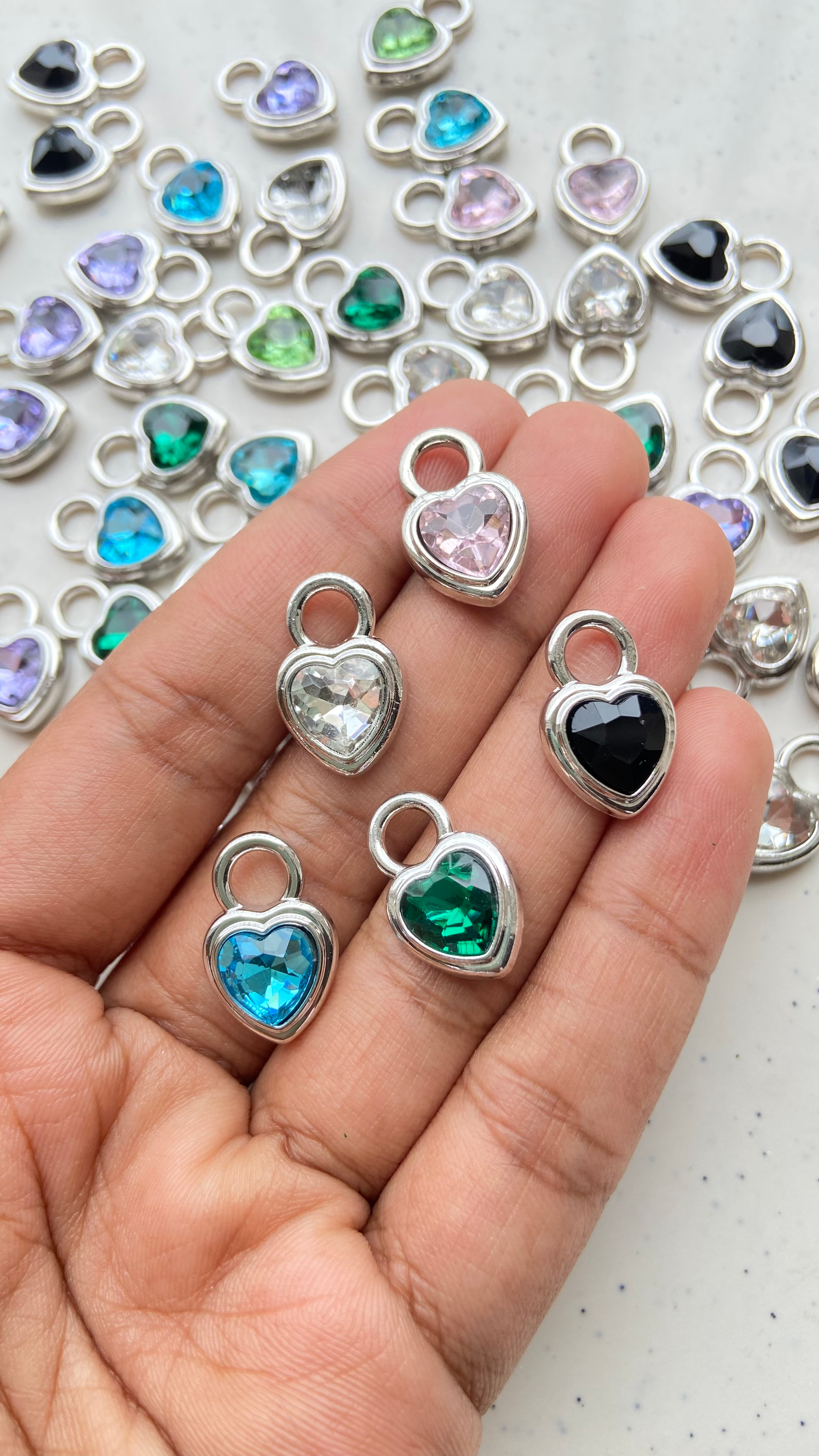 Alloy glass heart platinum colour pendant