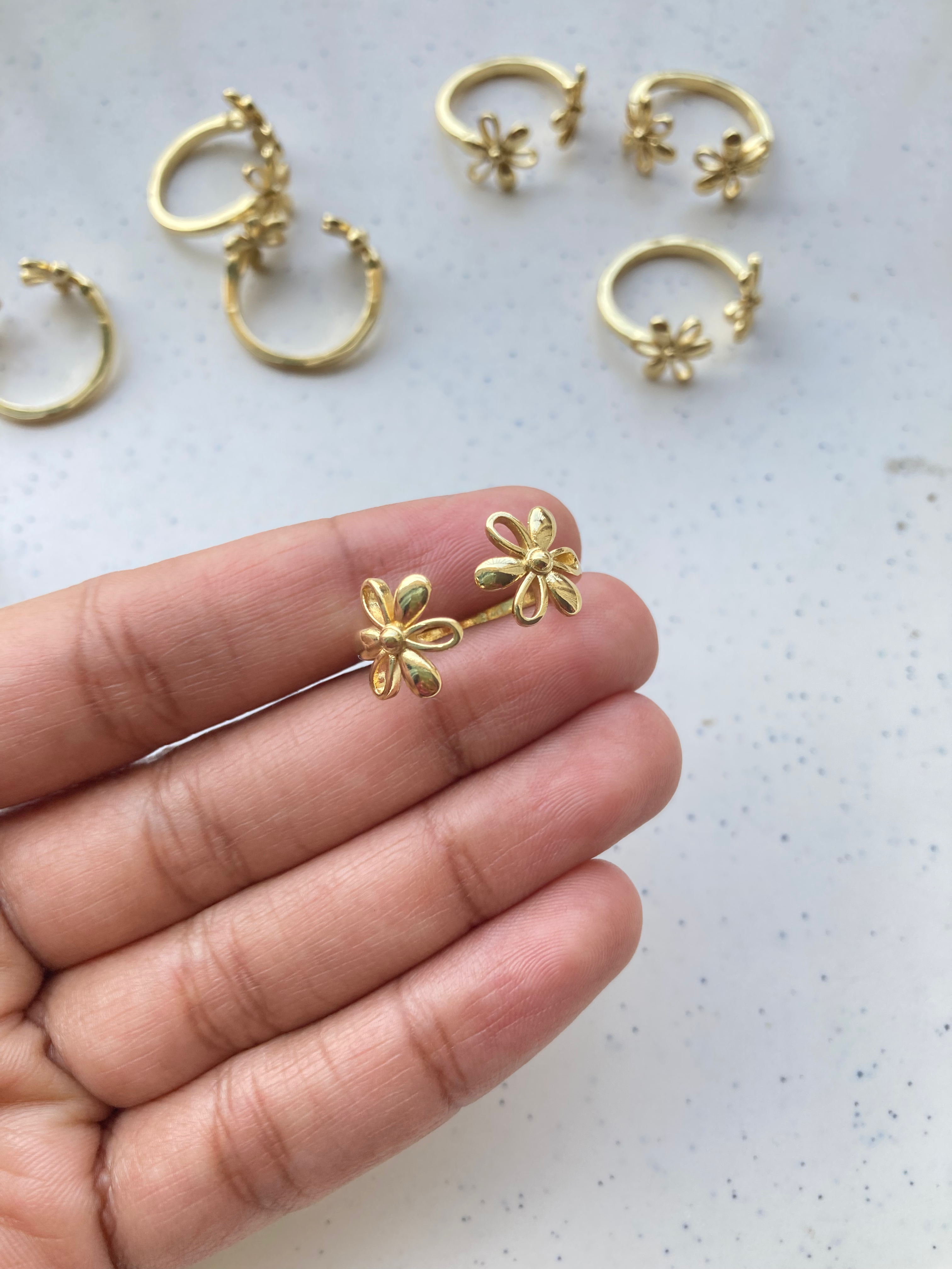 Double flower adjustable ring