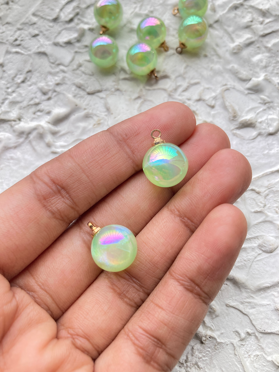 Thumbnail: Hanging pearl acrylic round charm