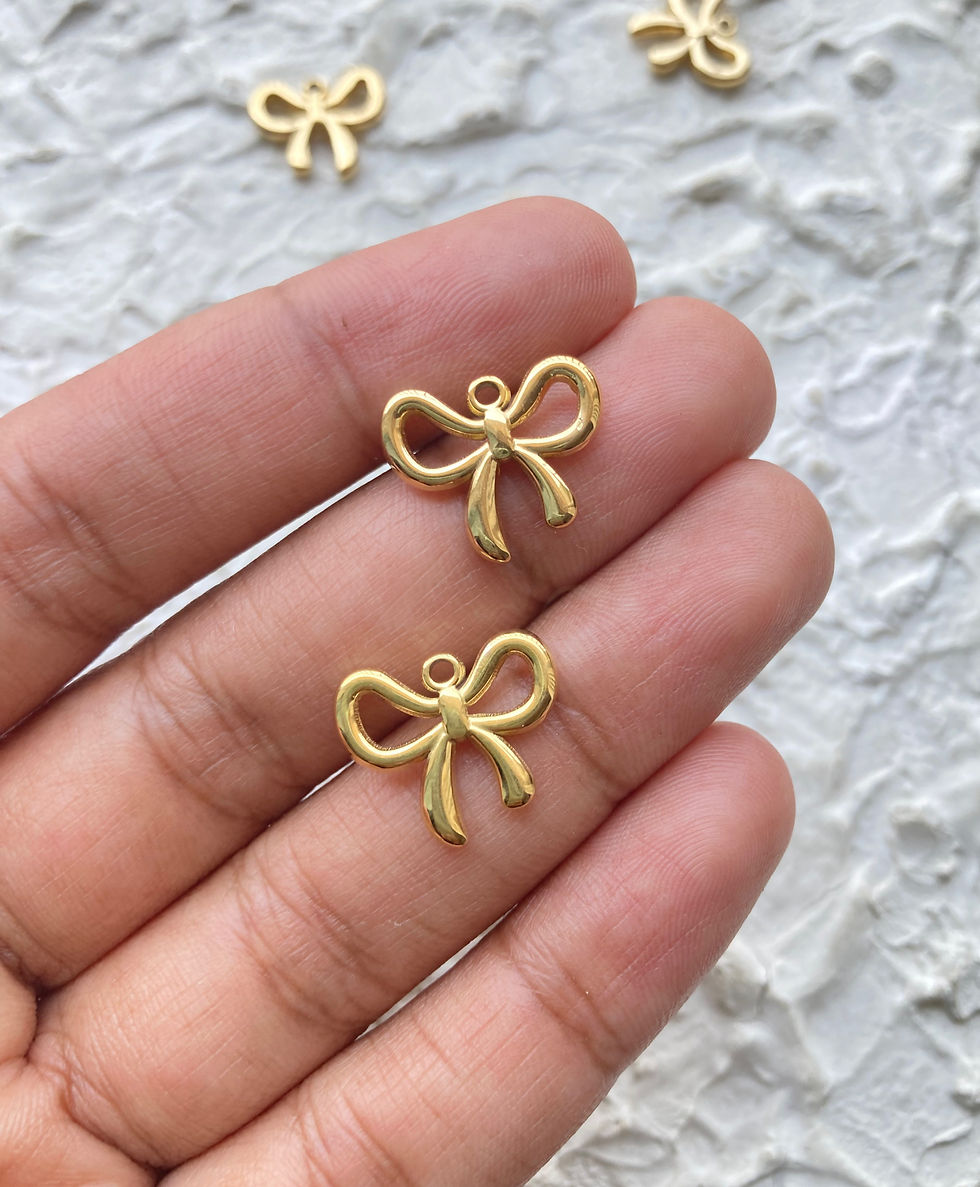 Thumbnail: 18k gold plated hollow bow charm