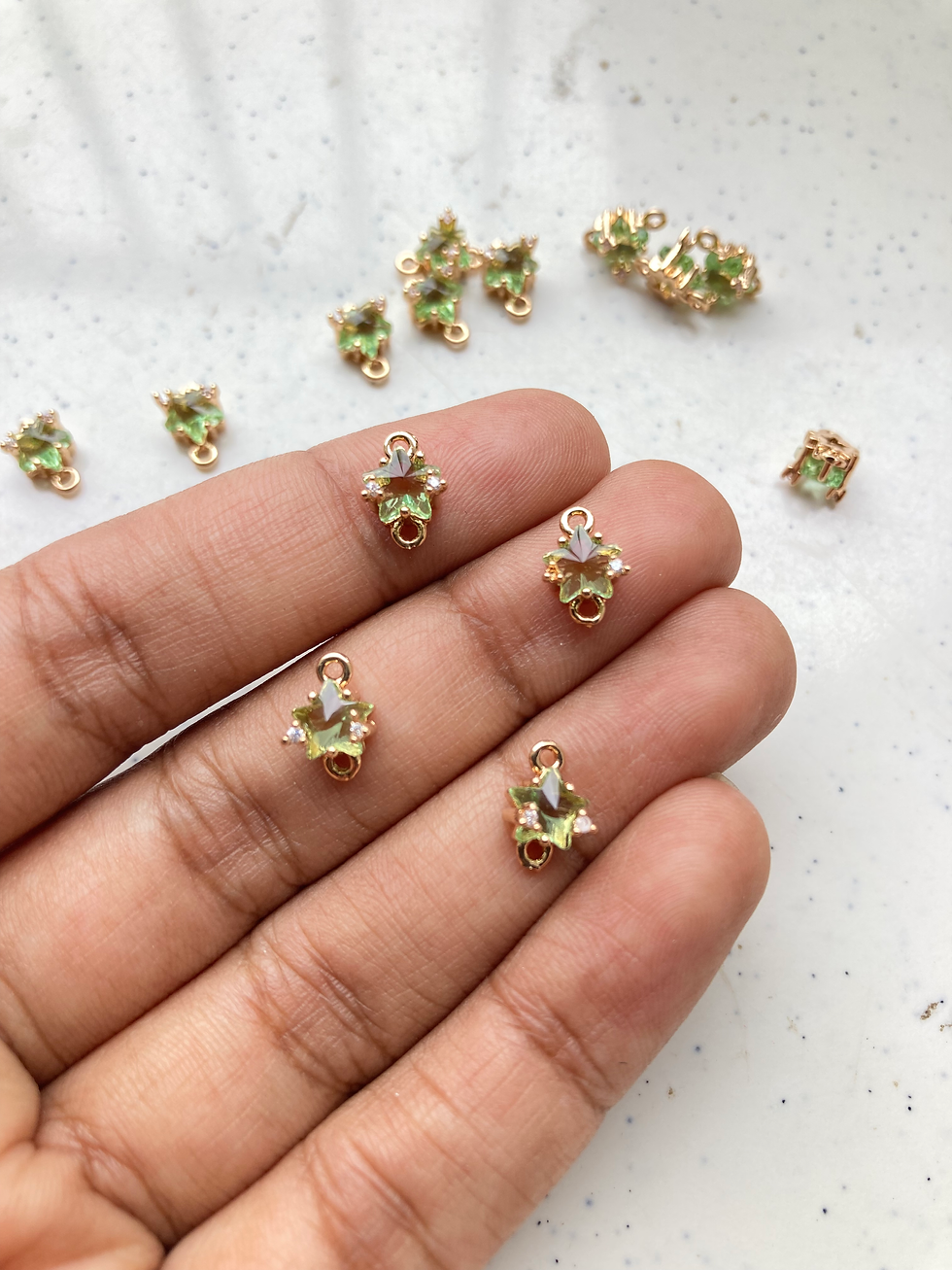 Thumbnail: Zircon star brass connector