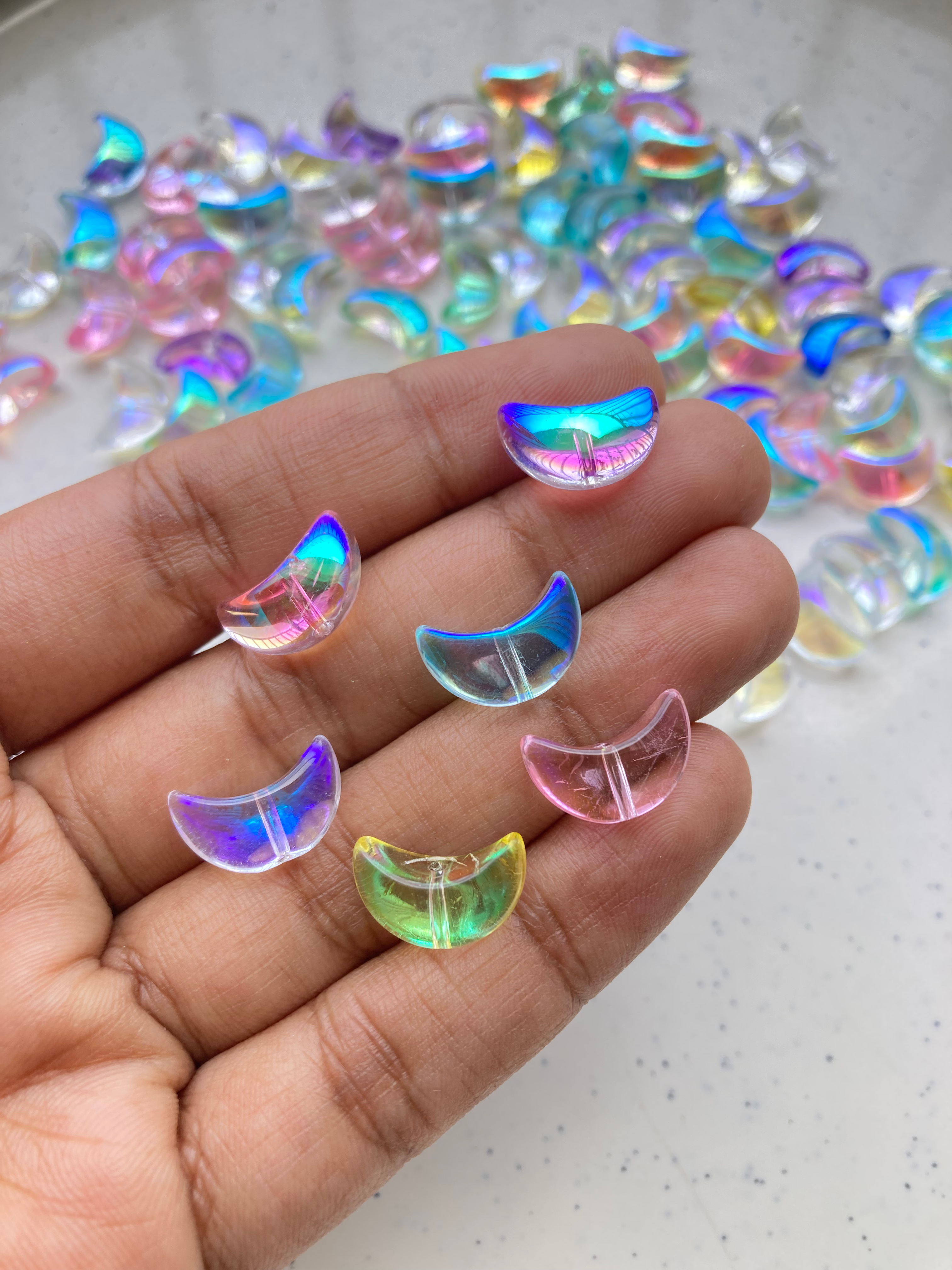 Holographic effect moon bead (vertically drilled)