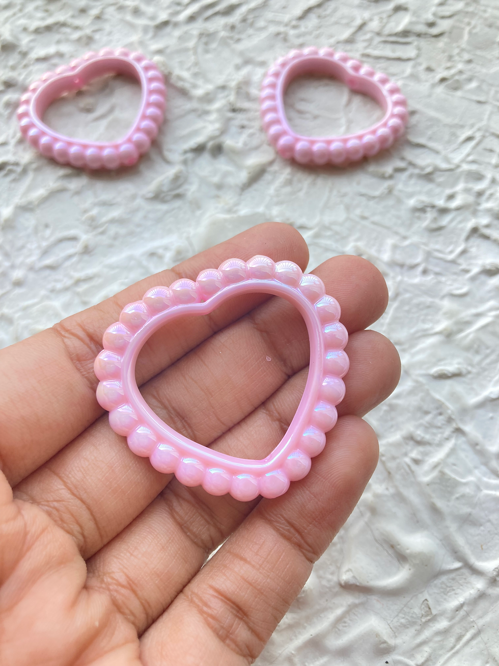 Thumbnail: Shiny acrylic heart frame bead