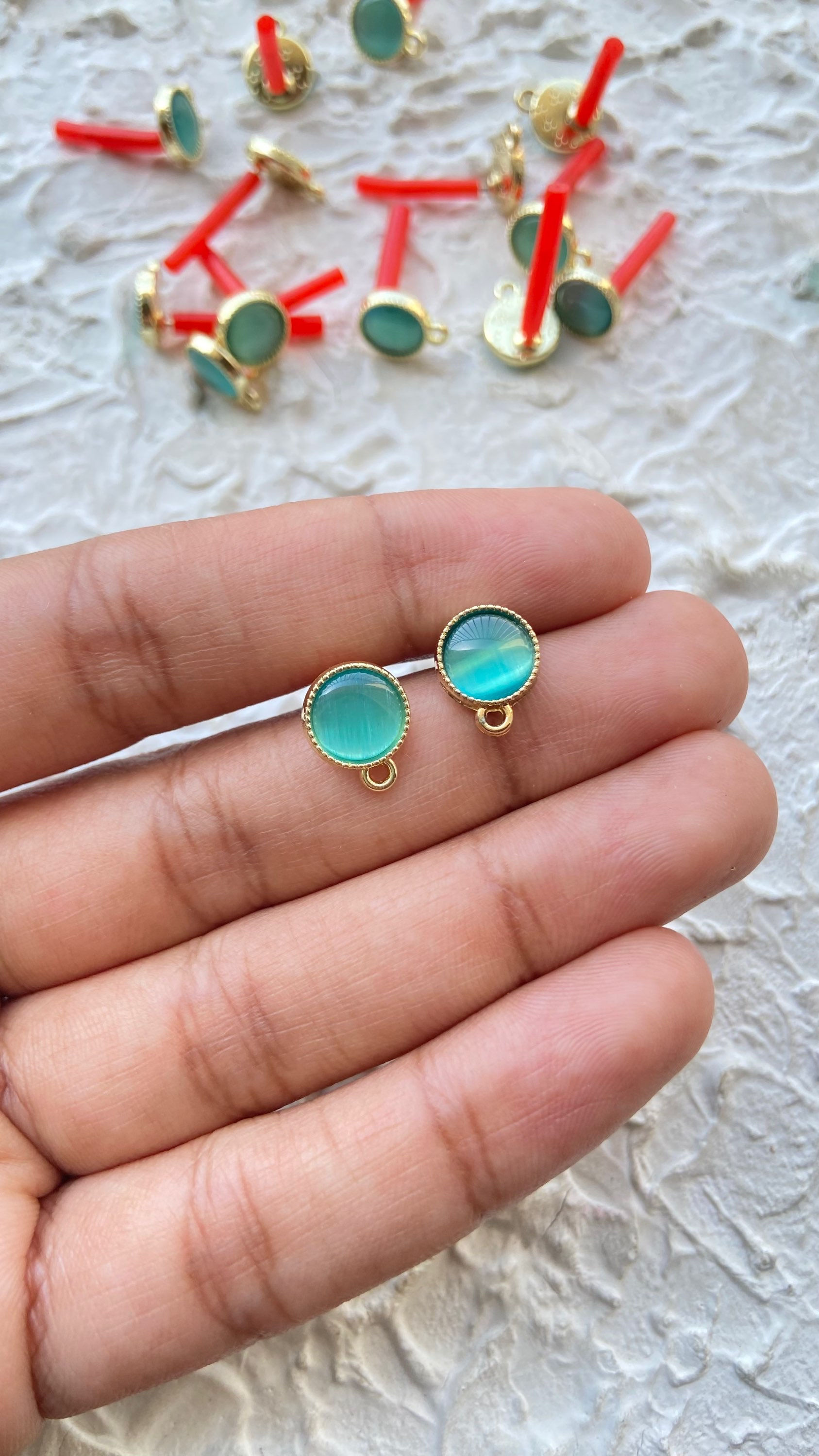 gold plated couloured glass stone round stud