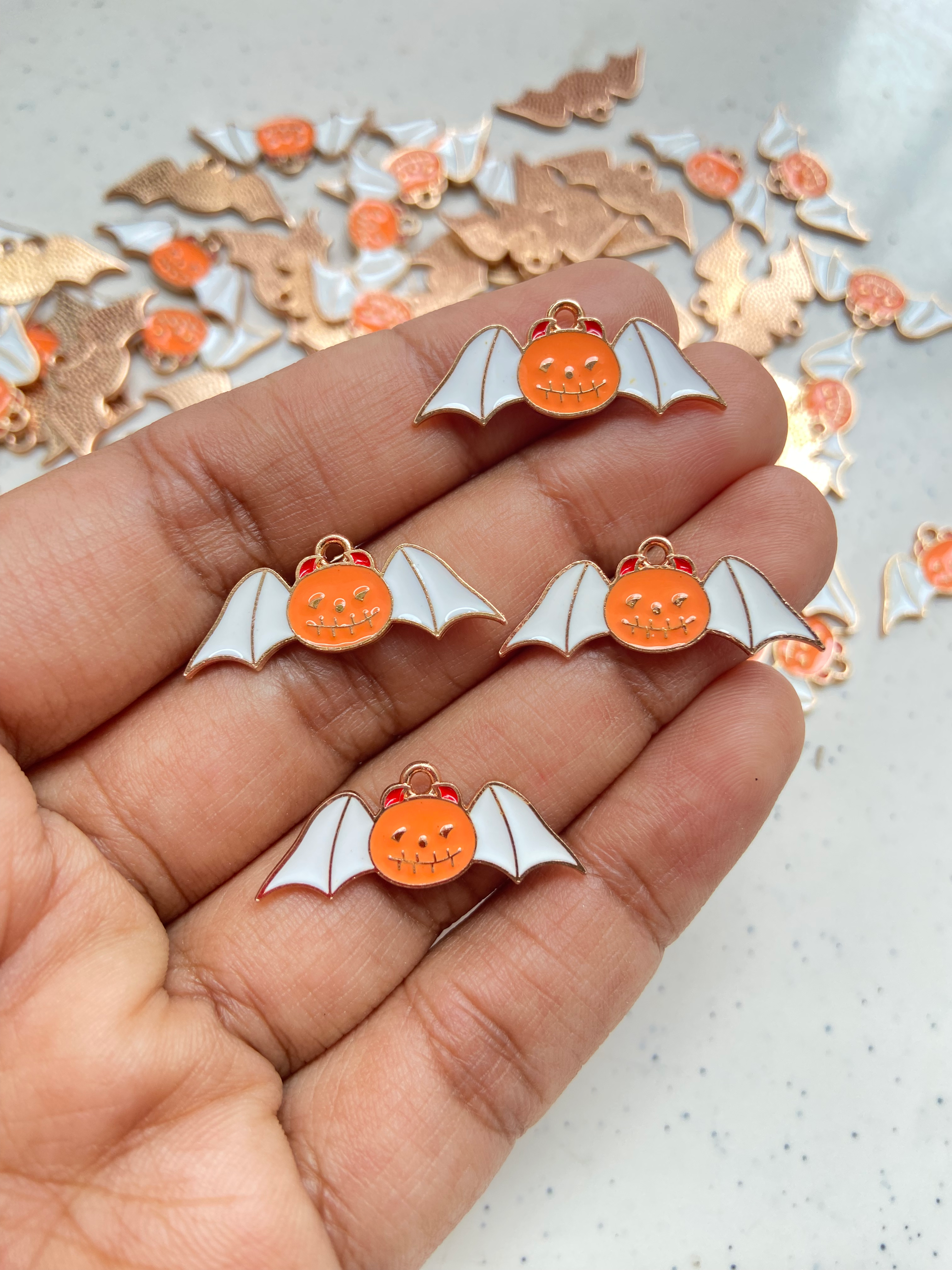 Halloween theme pumpkin bat alloy enamel charm