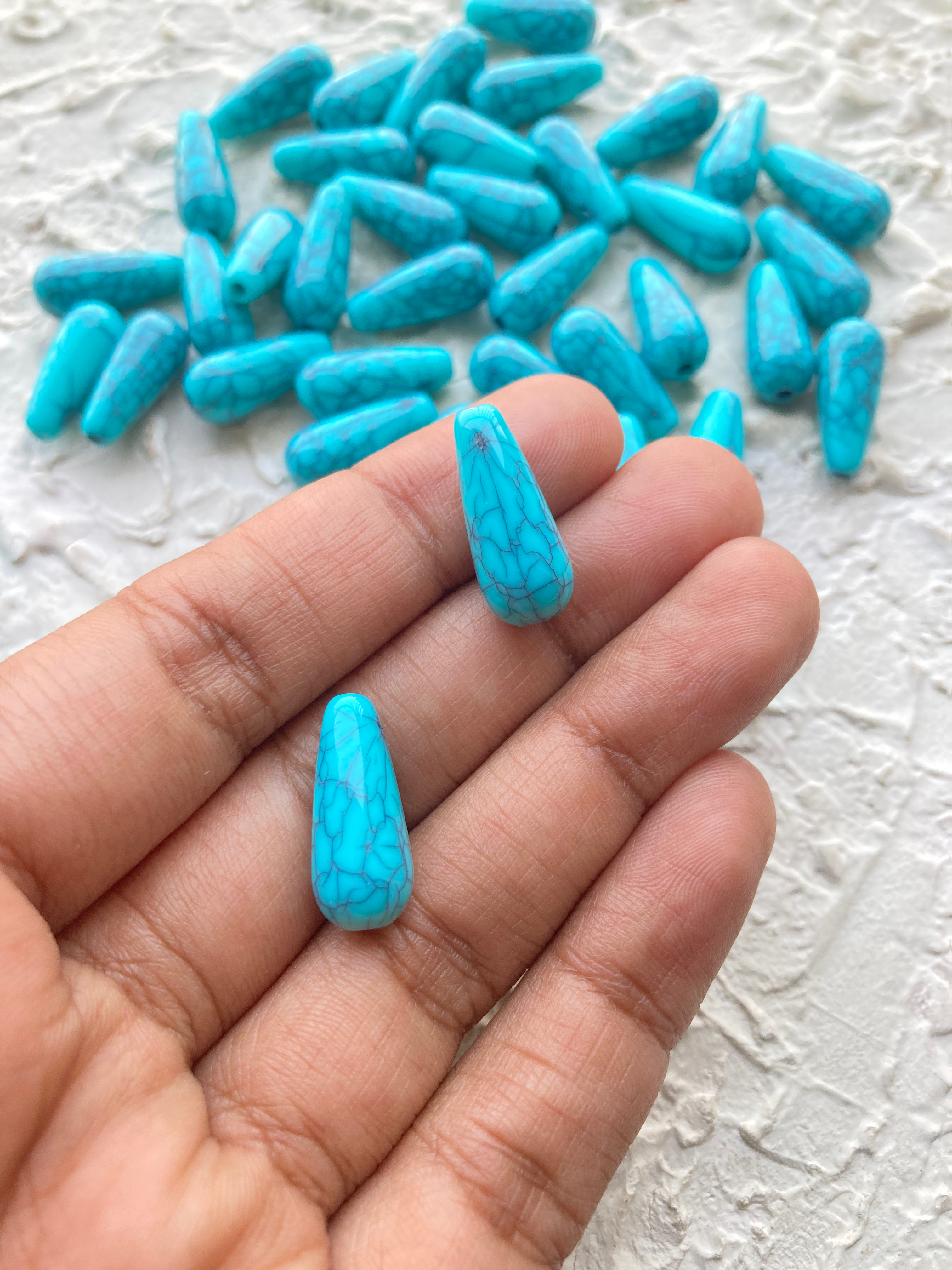 Acrylic turquoise drop beads