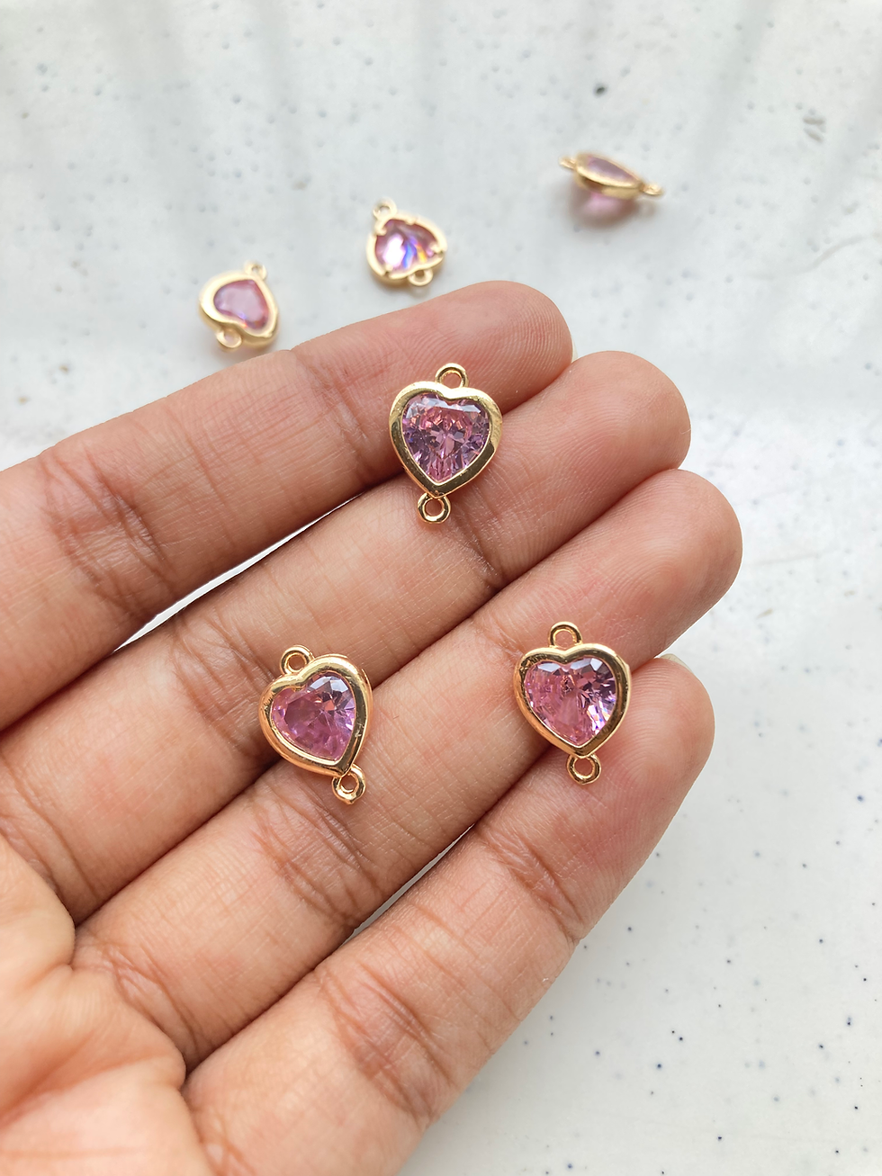 Thumbnail: 14*10*4.5mm, Heart glass connector