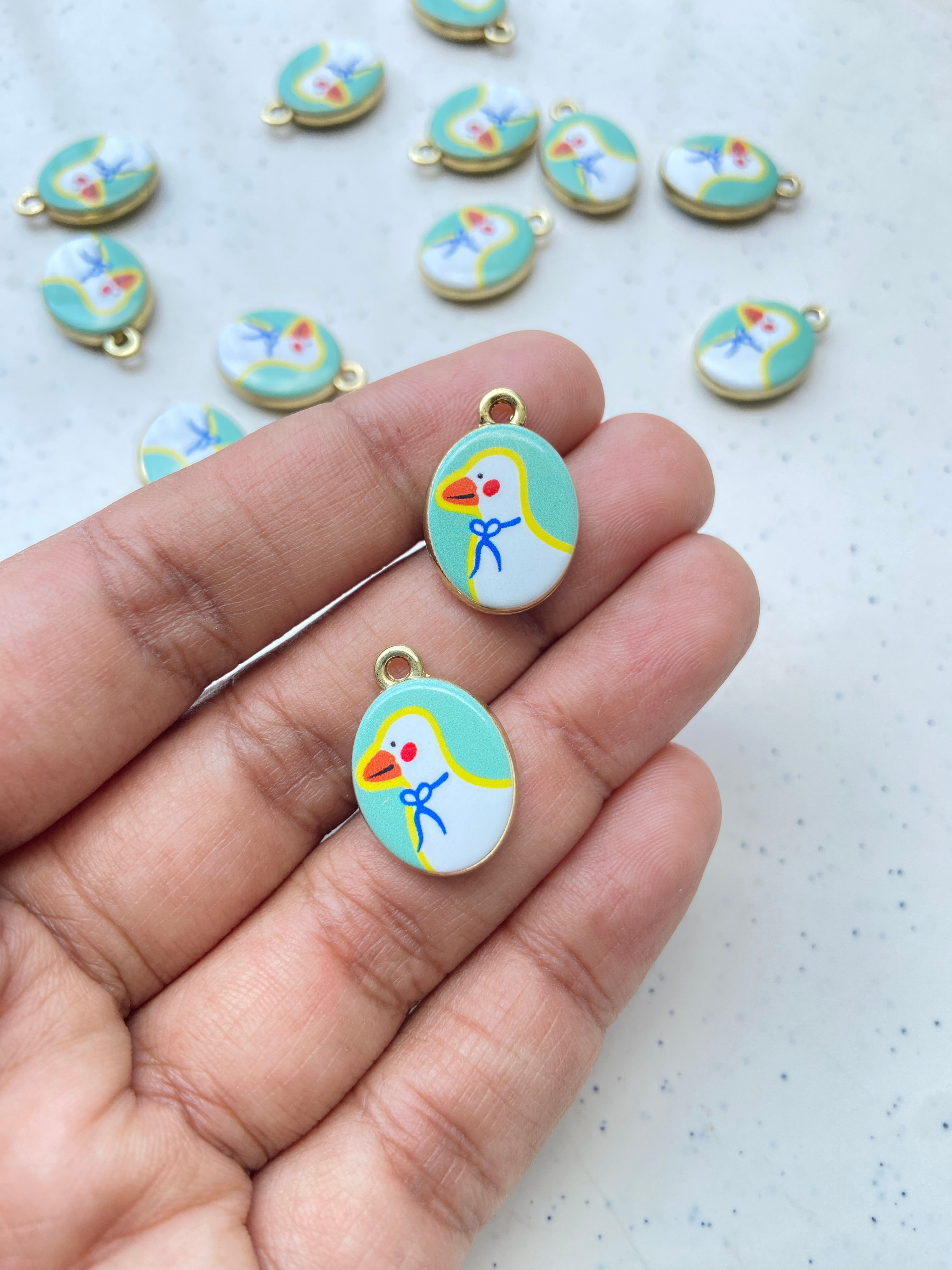 Printed alloy duck design oval shape charm (1pc)