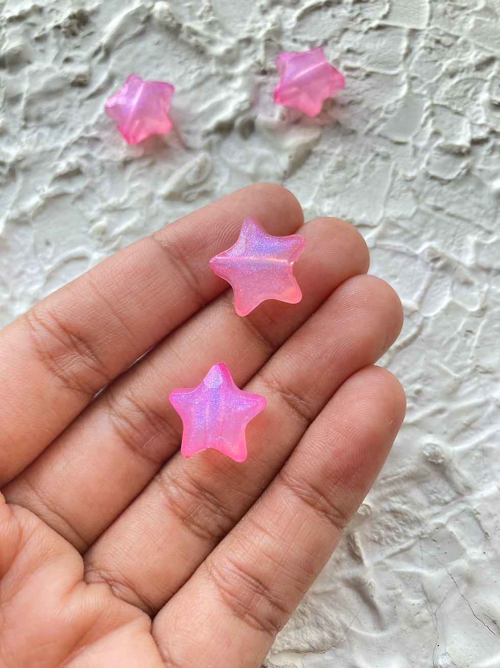 Thumbnail: Glitter glow in dark star beads