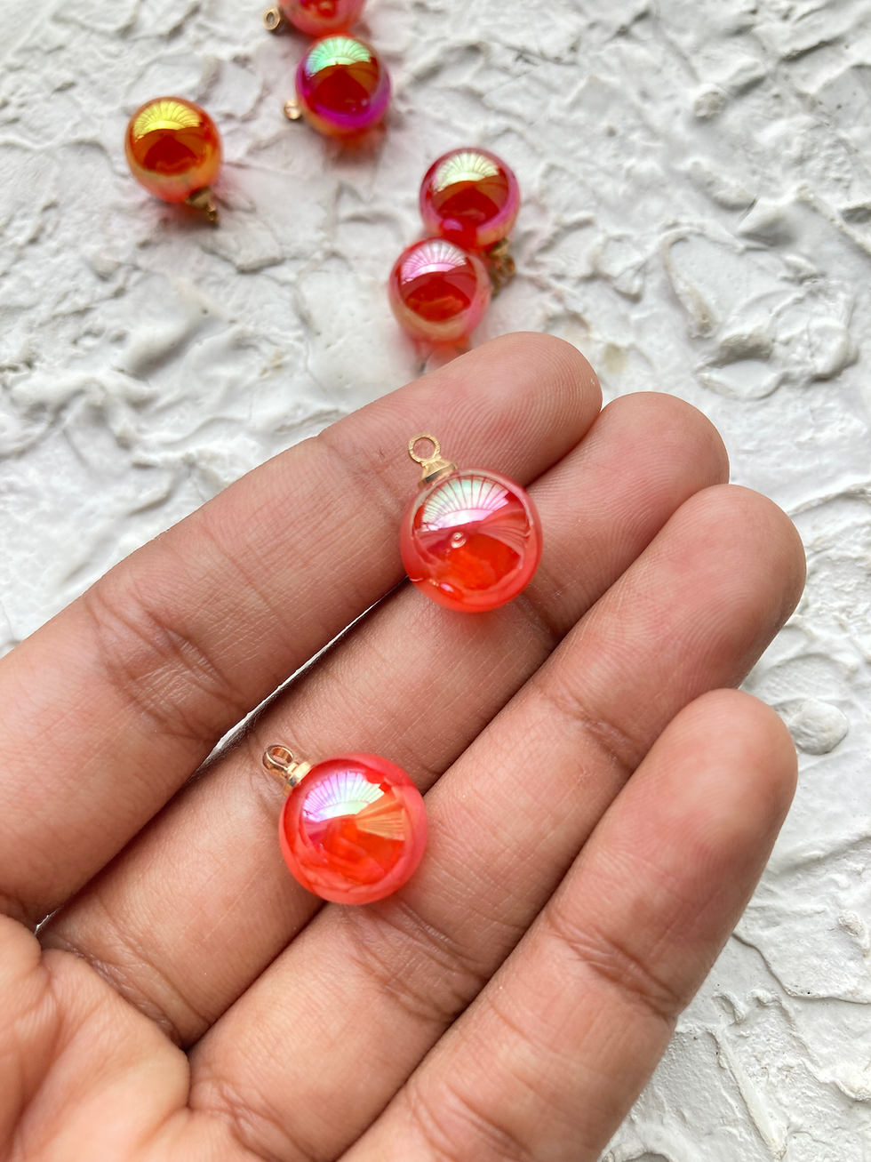 Thumbnail: Hanging pearl acrylic round charm