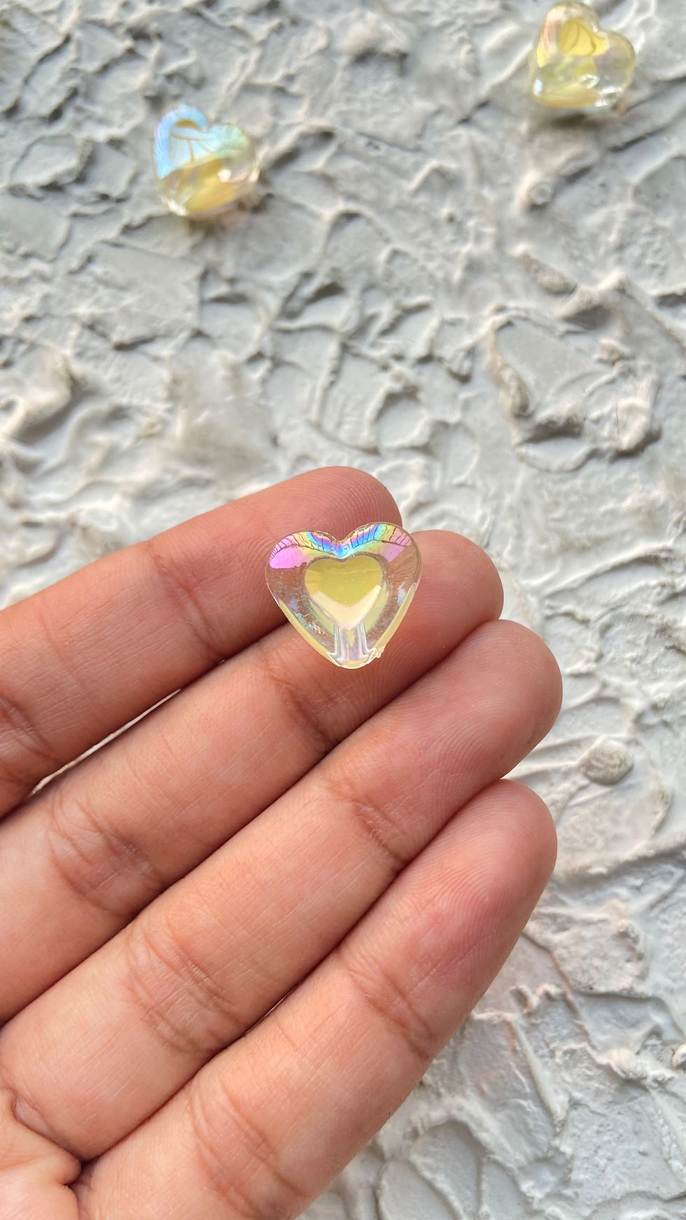 Thumbnail: Holographic colourful heart acrylic bead