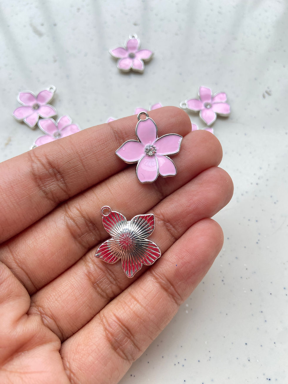 Thumbnail: Alloy enamel flower with zircon in middle charm
