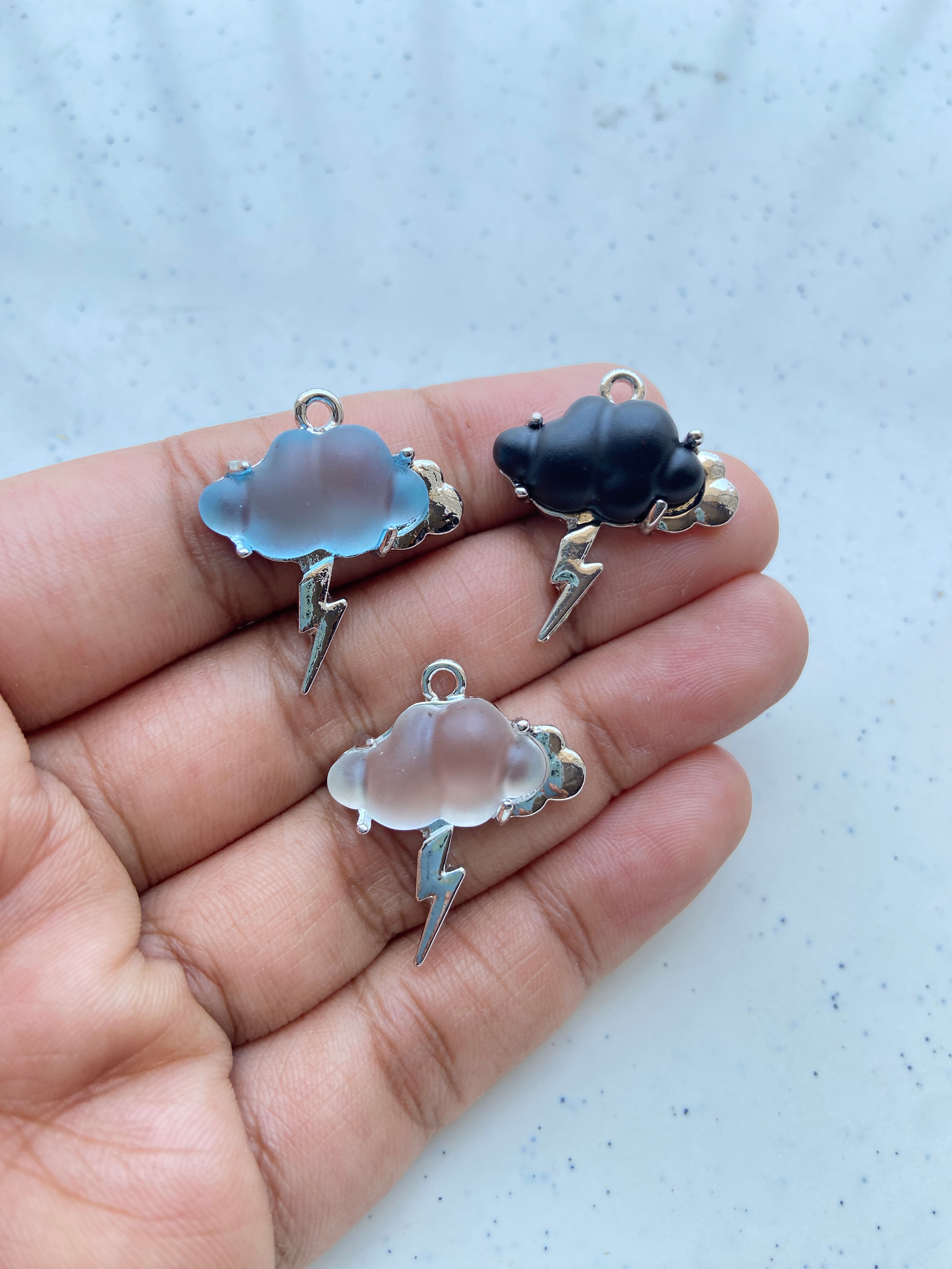 Alloy resin matte thunder cloud charm (1pc)