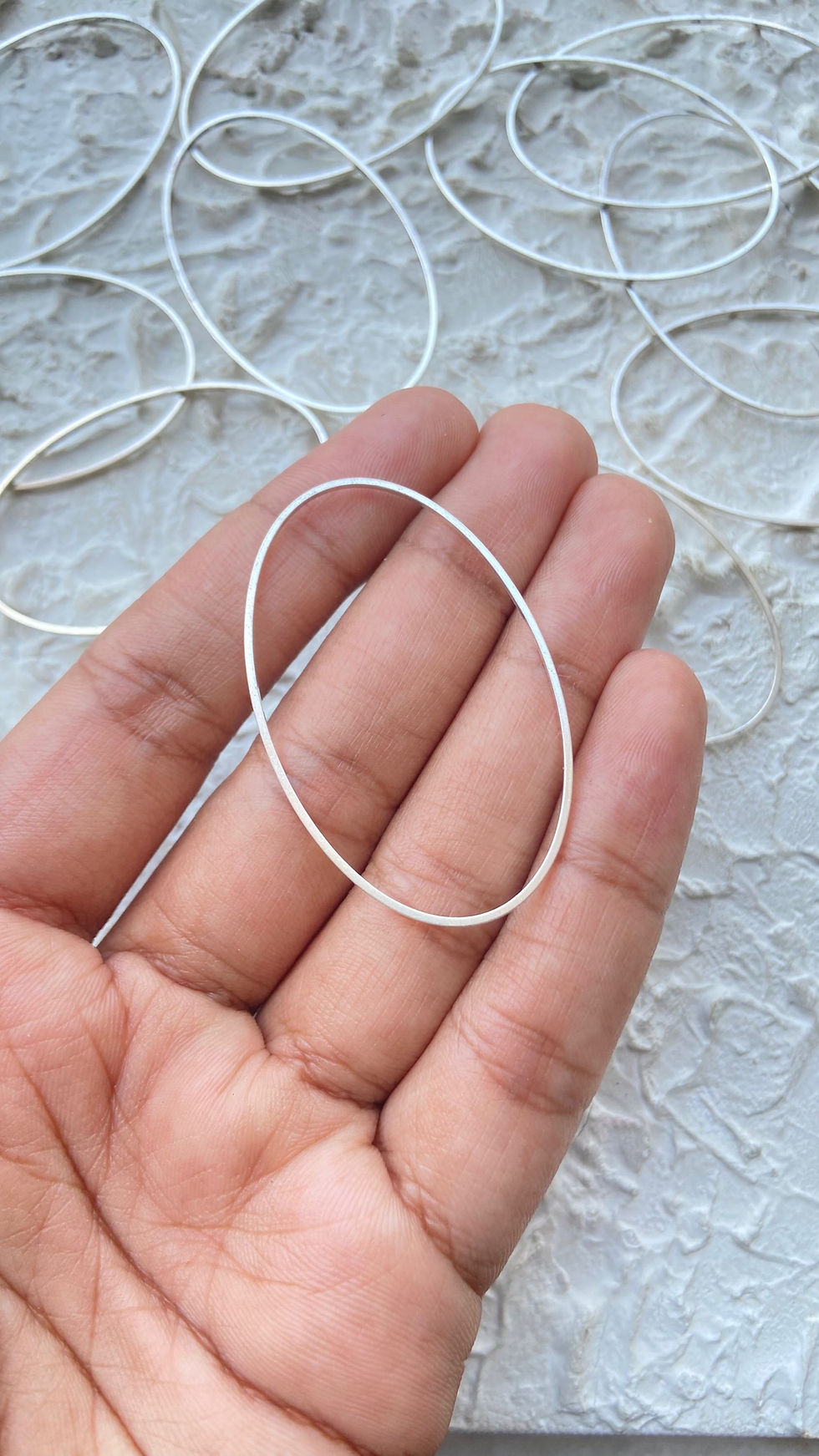 Thumbnail: Big Oval Bezel