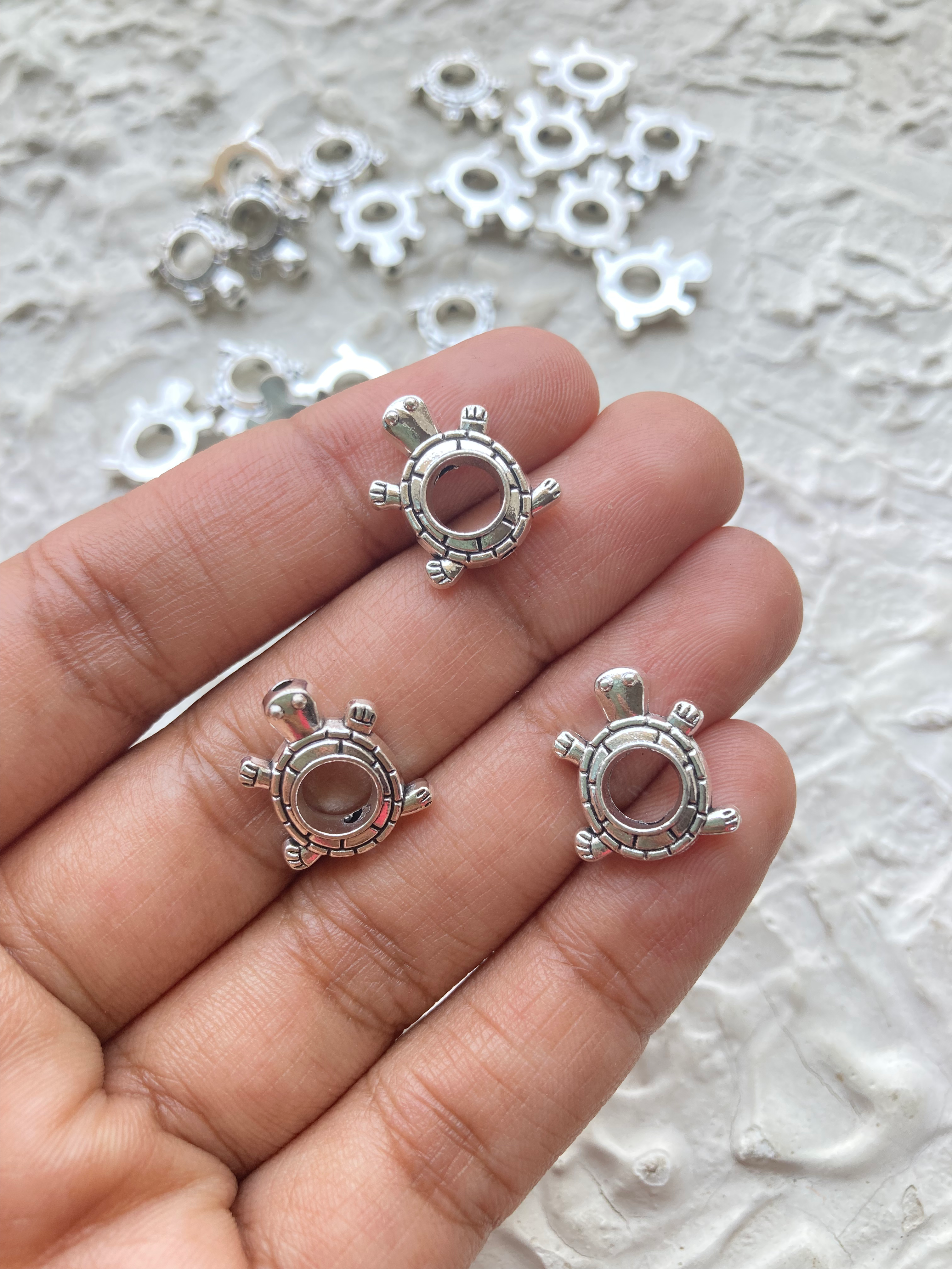 Alloy turtle hollow bead, vertically drilled