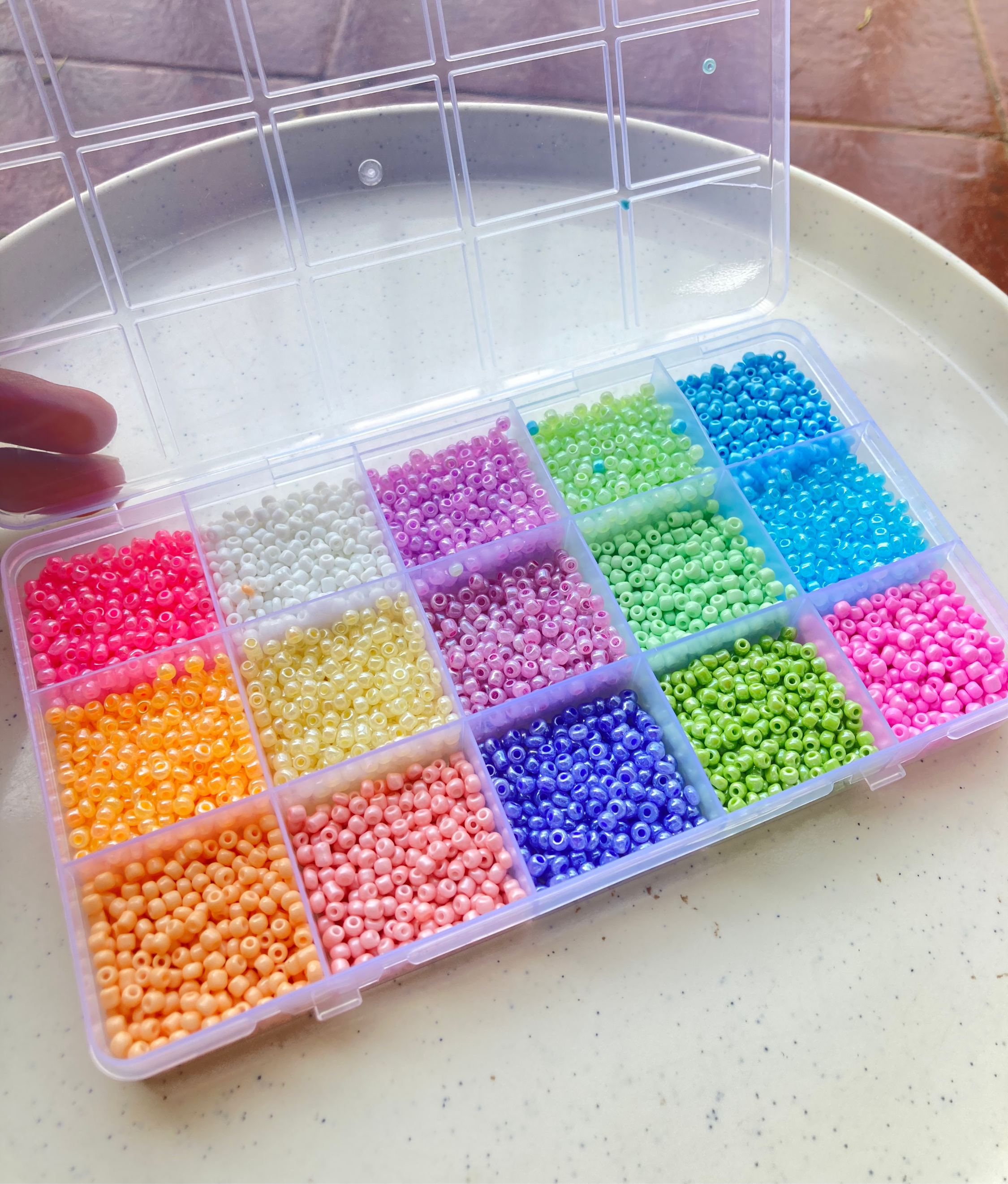 3-3.5mm glass seed bead box