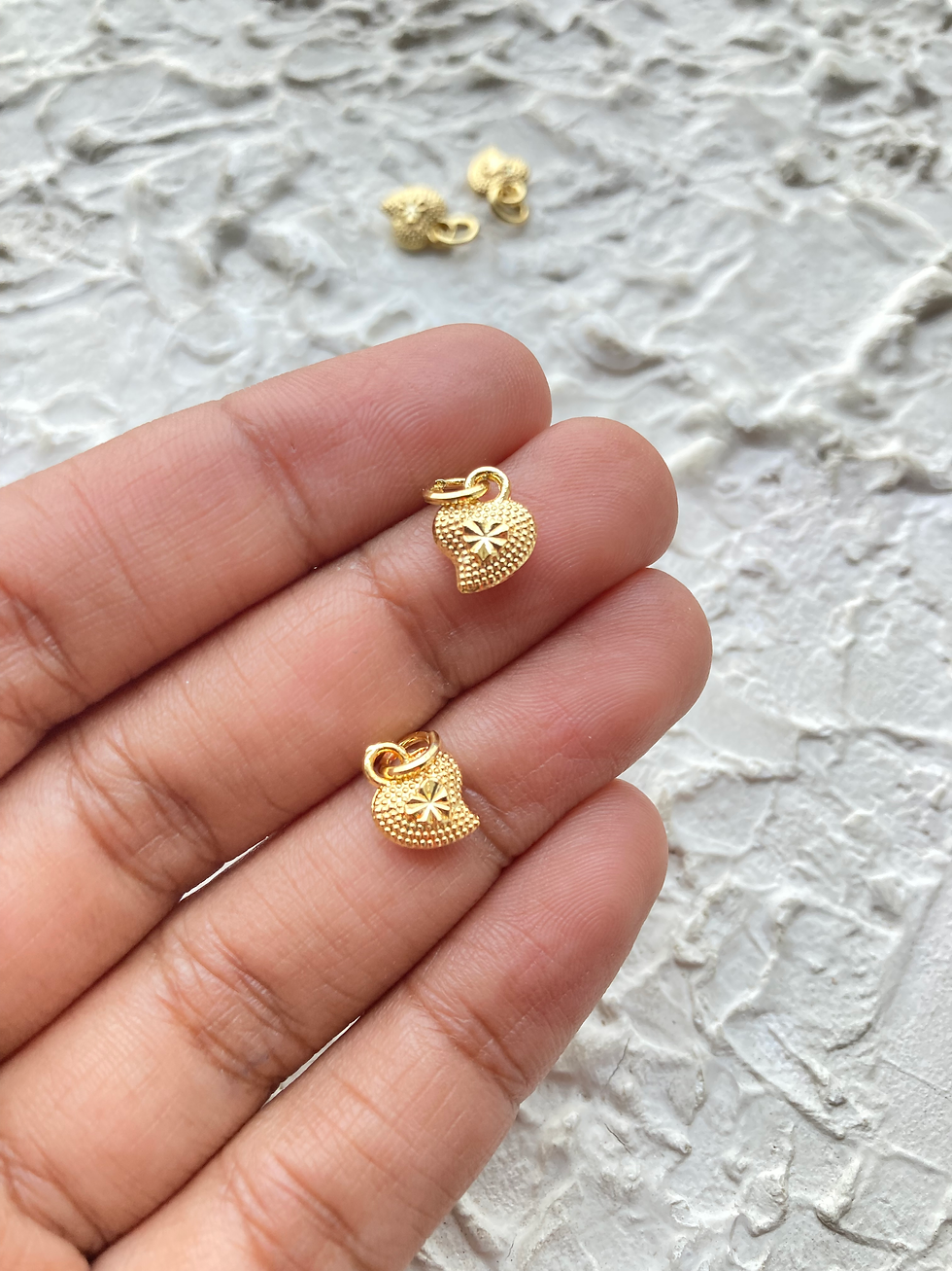 Thumbnail: Textured mix shape alloy charm